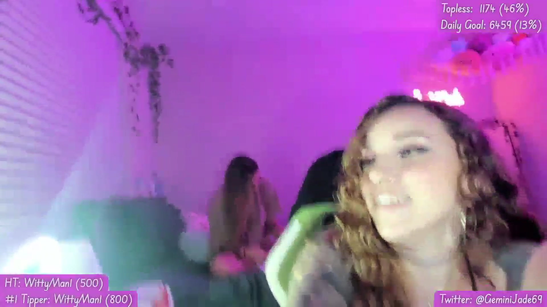 Gallery image thumbnail from GeminiJade69's myfreecams stream on, 10/06/2023, 05:19 image 16 of 20