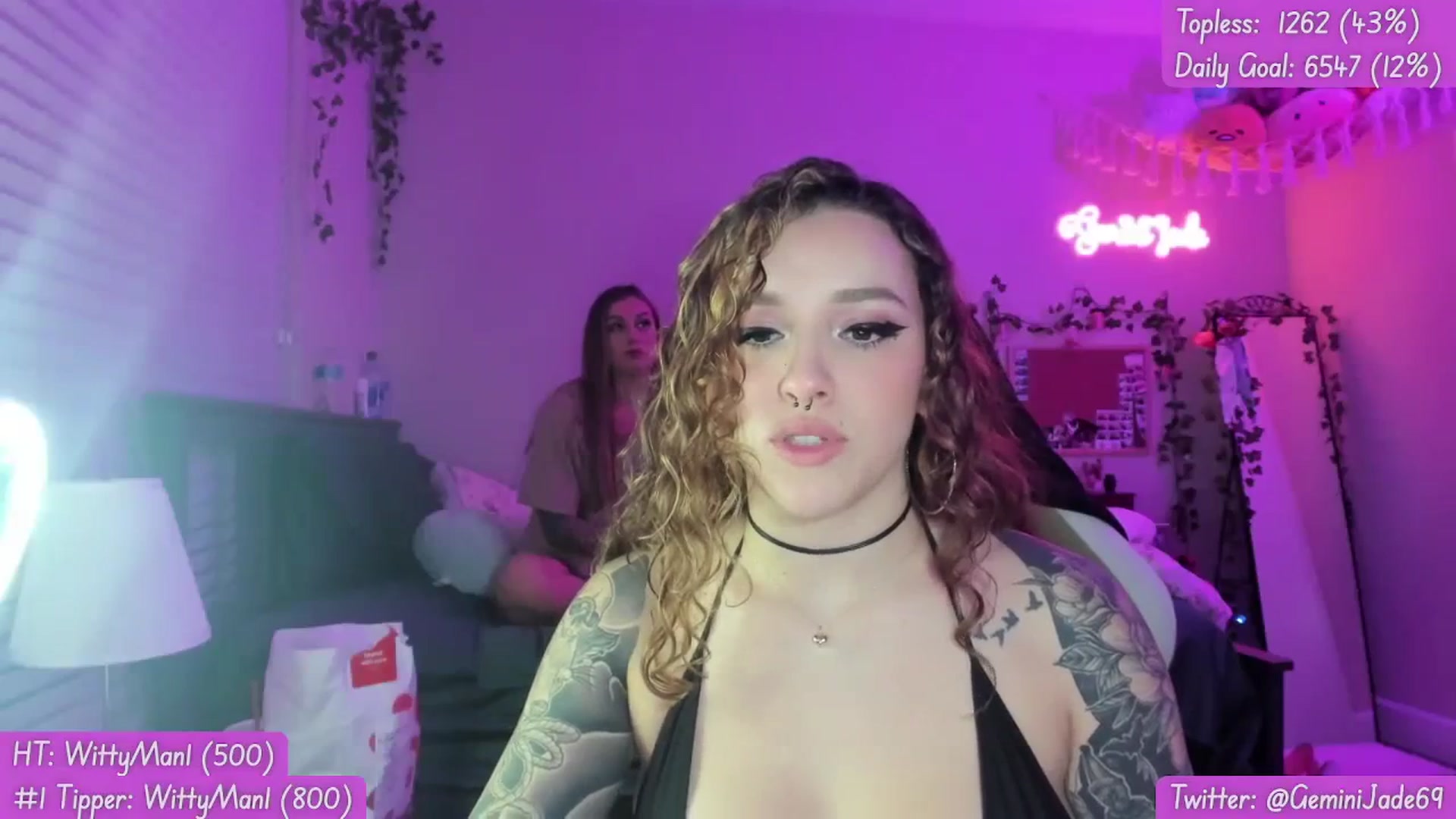 Gallery image thumbnail from GeminiJade69's myfreecams stream on, 10/06/2023, 05:19 image 13 of 20