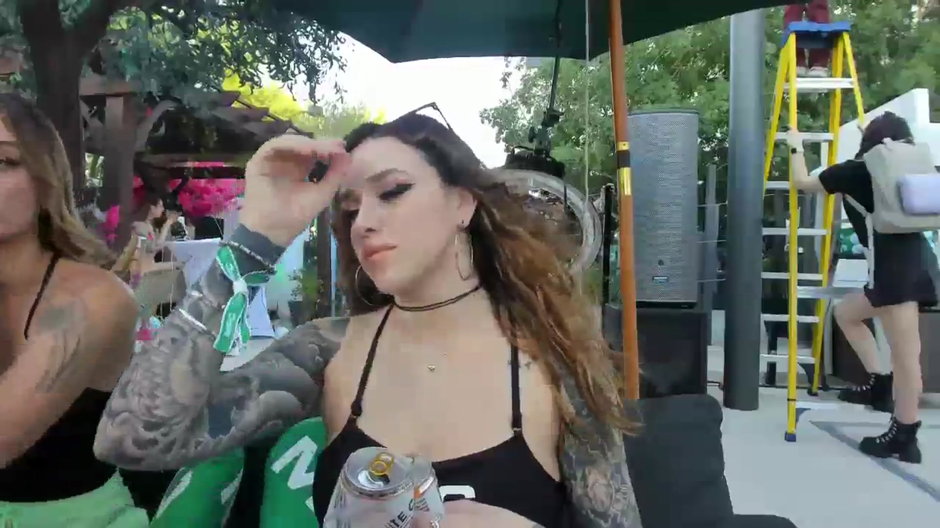 Gallery image thumbnail from GeminiJade69's myfreecams stream on, 10/11/2023, 24:50 image 13 of 20
