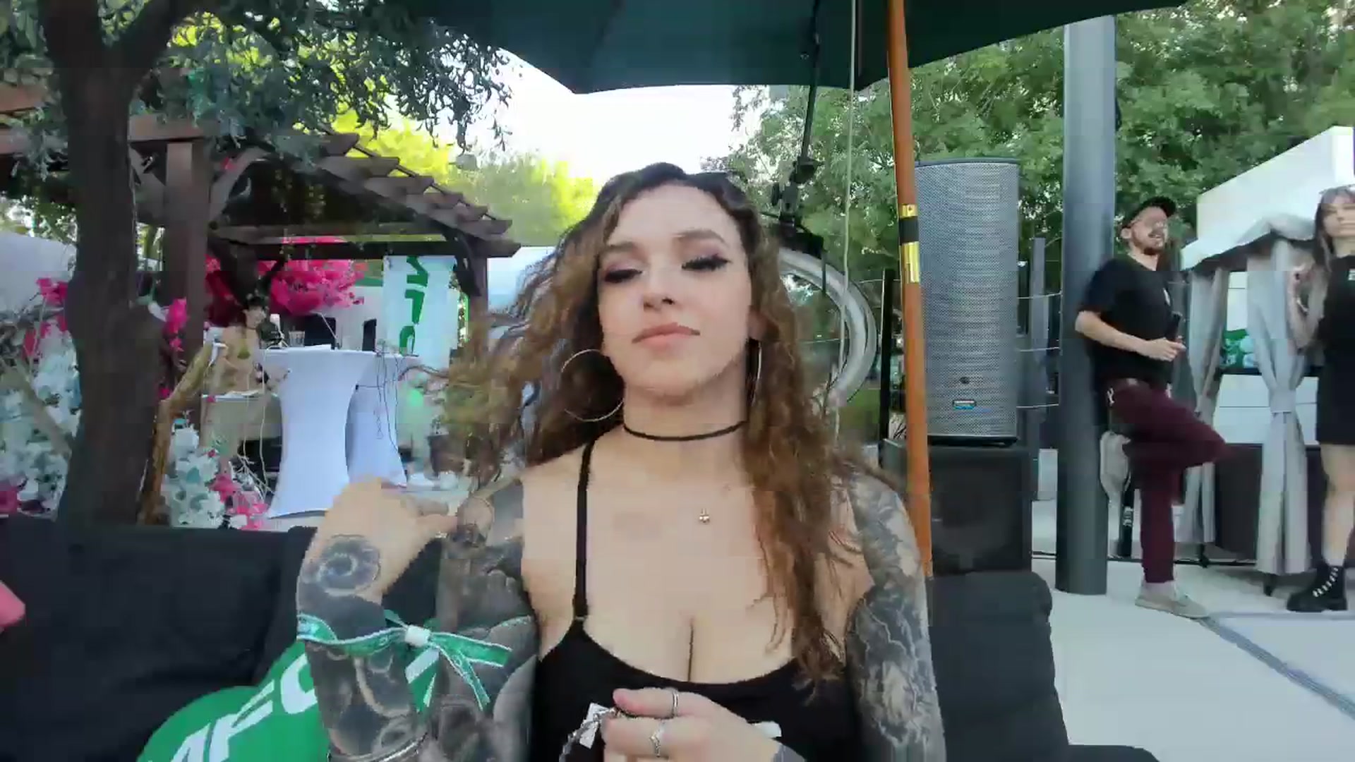 Gallery image thumbnail from GeminiJade69's myfreecams stream on, 10/11/2023, 24:50 image 12 of 20