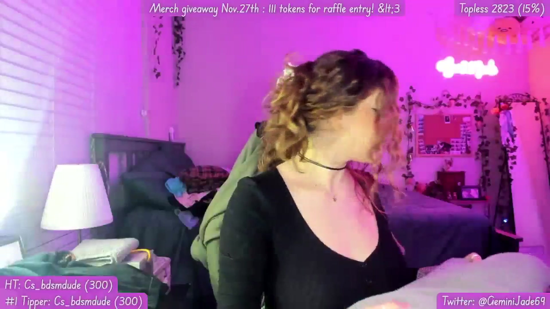 Gallery image thumbnail from GeminiJade69's myfreecams stream on, 10/27/2023, 07:12 image 12 of 20