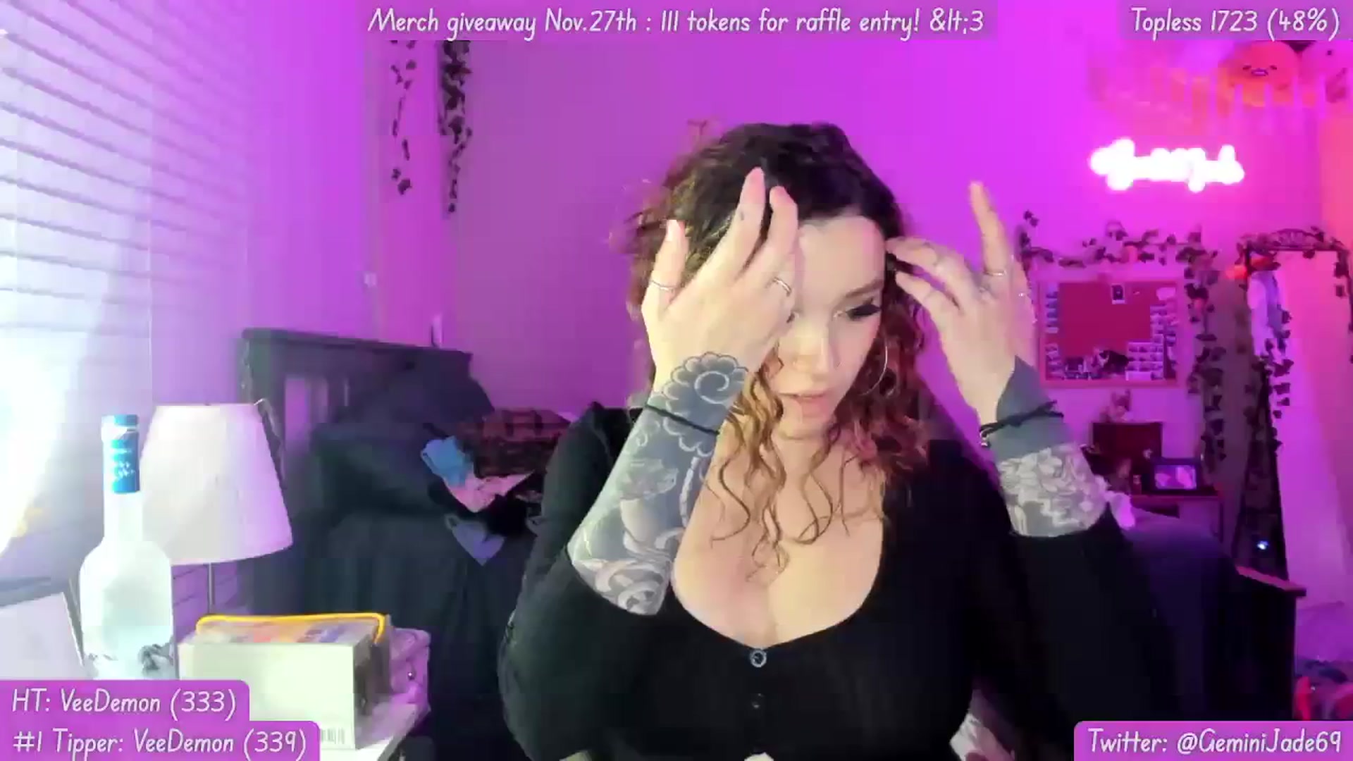 Gallery image thumbnail from GeminiJade69's myfreecams stream on, 10/27/2023, 07:54 image 5 of 20