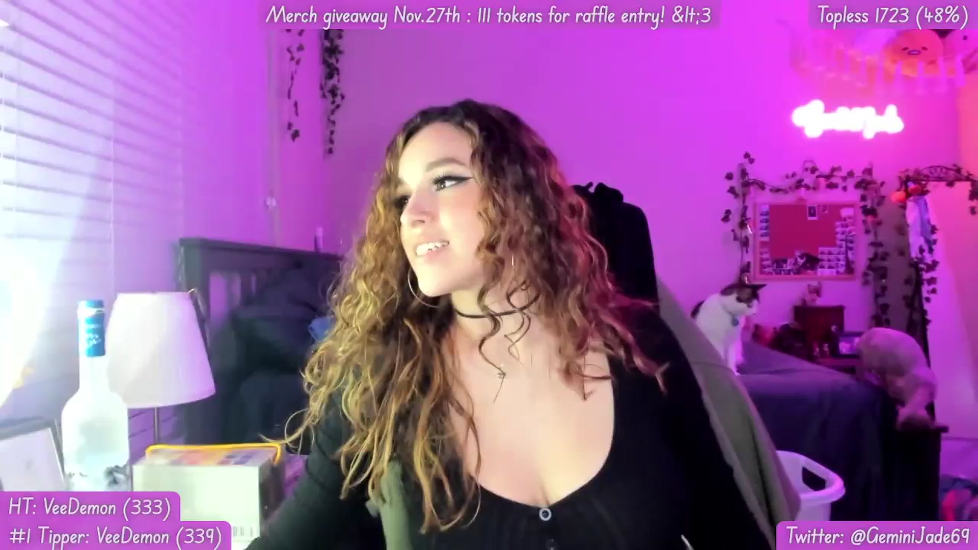 Gallery image thumbnail from GeminiJade69's myfreecams stream on, 10/27/2023, 07:54 image 8 of 20