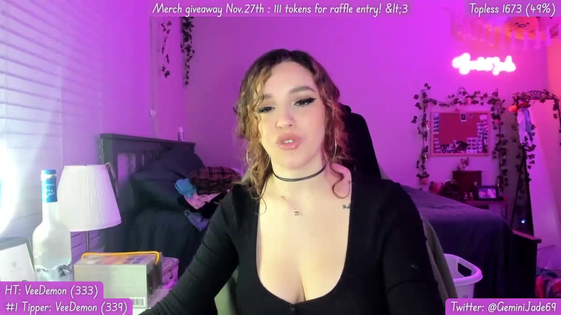 Gallery image thumbnail from GeminiJade69's myfreecams stream on, 10/27/2023, 07:54 image 16 of 20