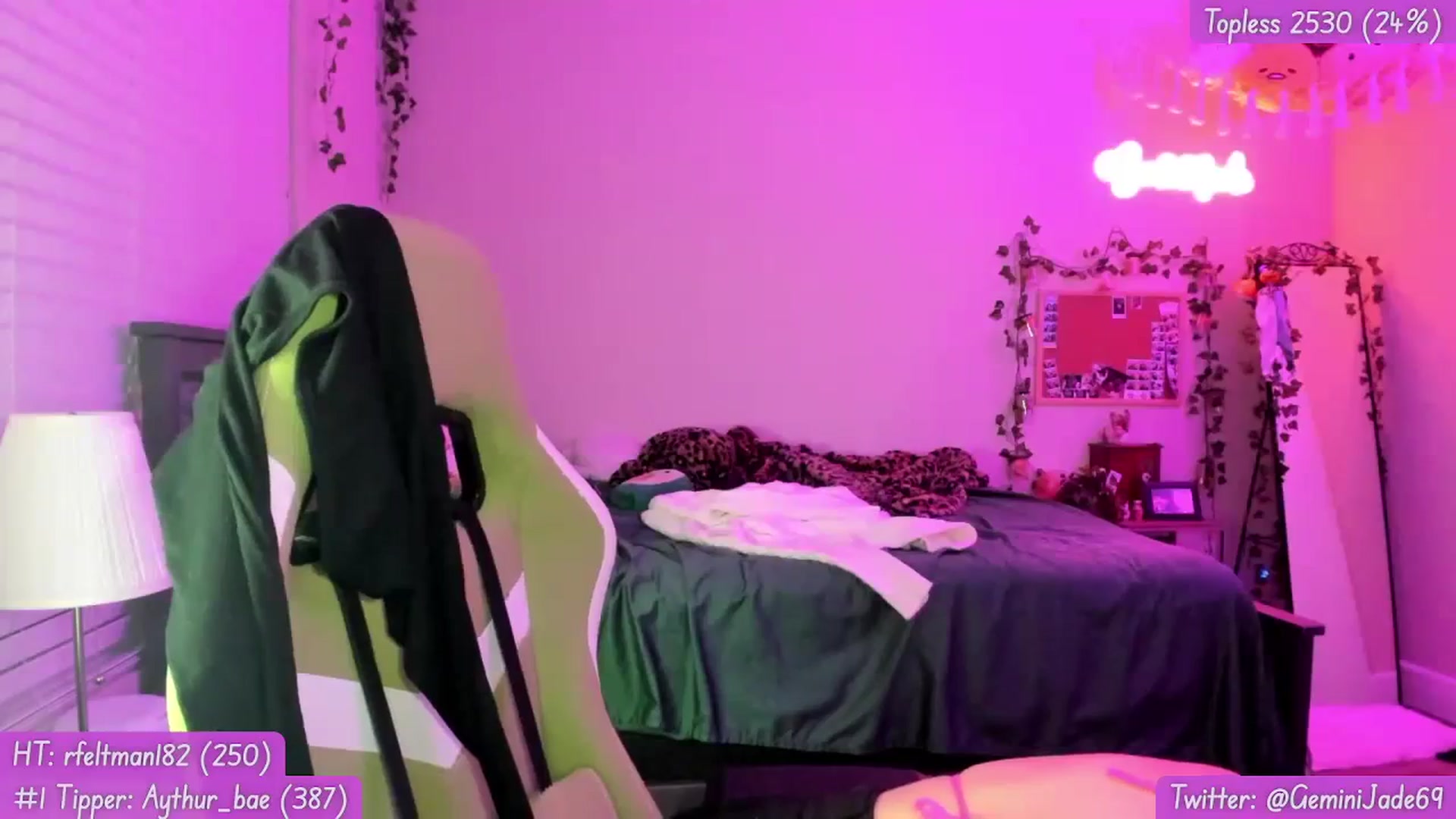Gallery image thumbnail from GeminiJade69's myfreecams stream on, 11/09/2023, 05:57 image 12 of 20