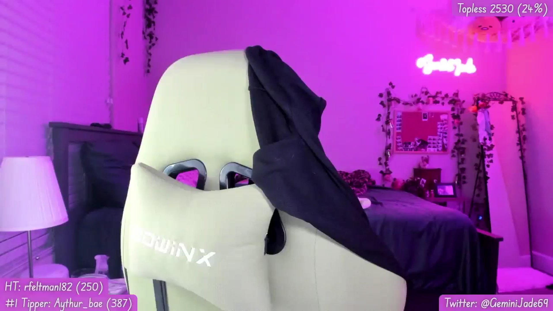 Gallery image thumbnail from GeminiJade69's myfreecams stream on, 11/09/2023, 05:57 image 8 of 20