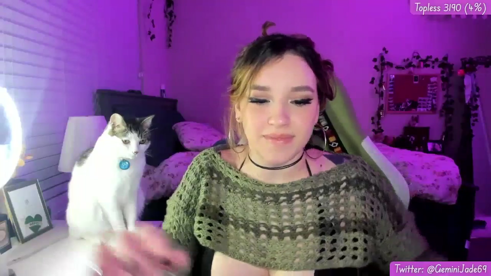 Gallery image thumbnail from GeminiJade69's myfreecams stream on, 11/16/2023, 08:34 image 2 of 20