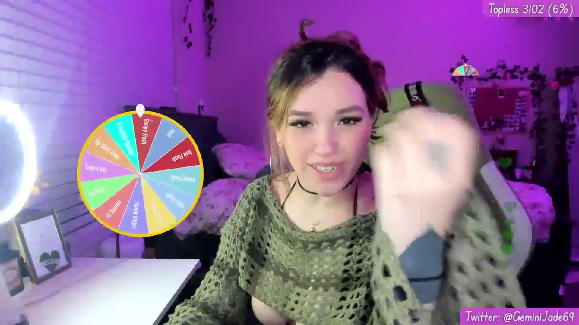 Gallery image thumbnail from GeminiJade69's myfreecams stream on, 11/16/2023, 08:34 image 4 of 20