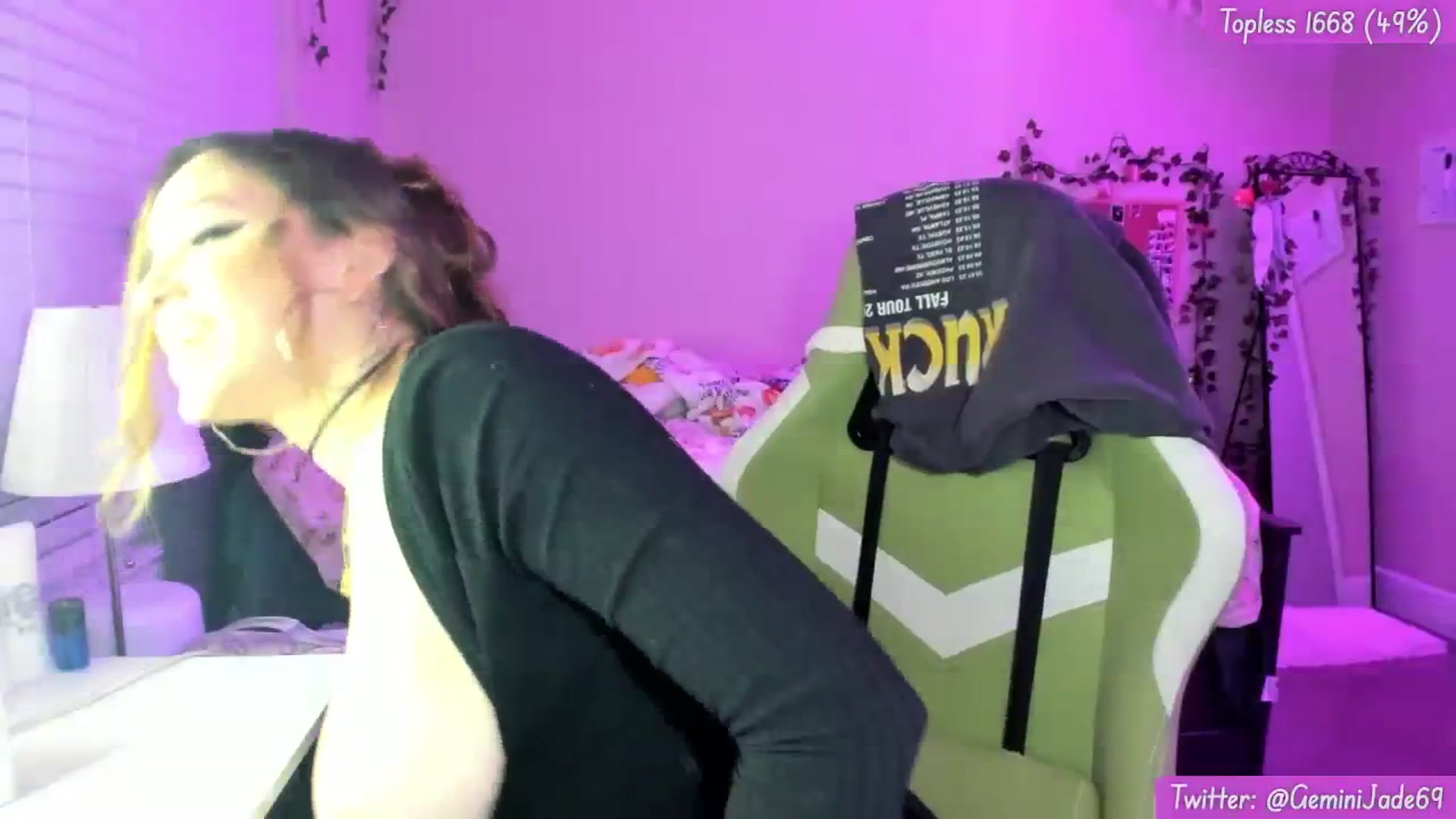 Gallery image thumbnail from GeminiJade69's myfreecams stream on, 11/30/2023, 09:19 image 5 of 20