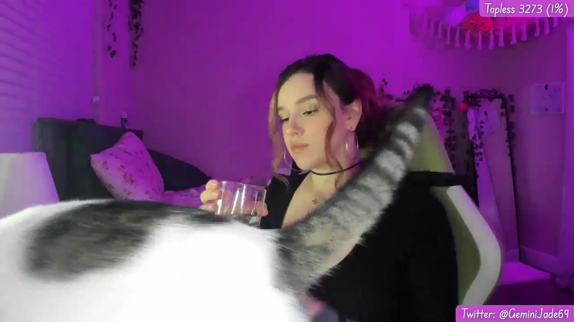 Gallery image thumbnail from GeminiJade69's myfreecams stream on, 12/28/2023, 07:24 image 11 of 20