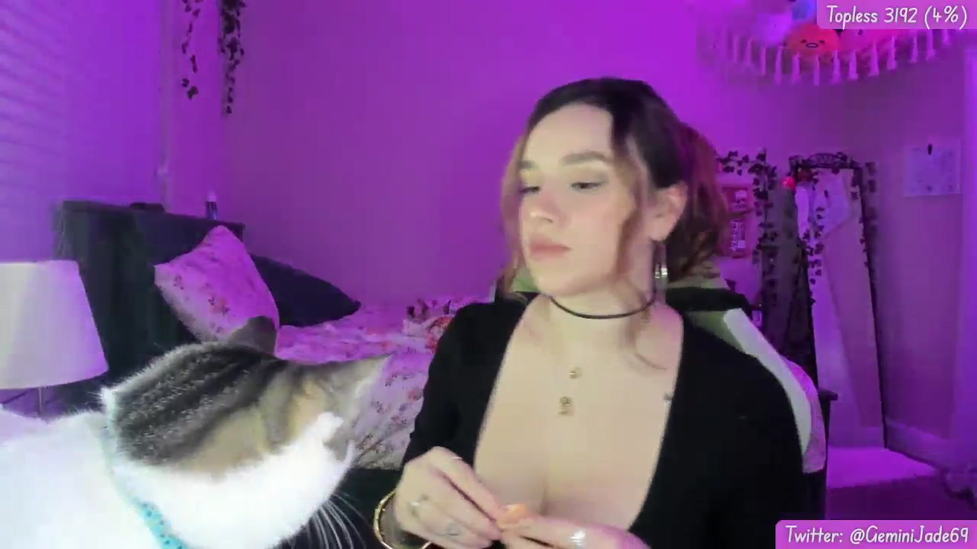 Gallery image thumbnail from GeminiJade69's myfreecams stream on, 12/28/2023, 07:24 image 14 of 20