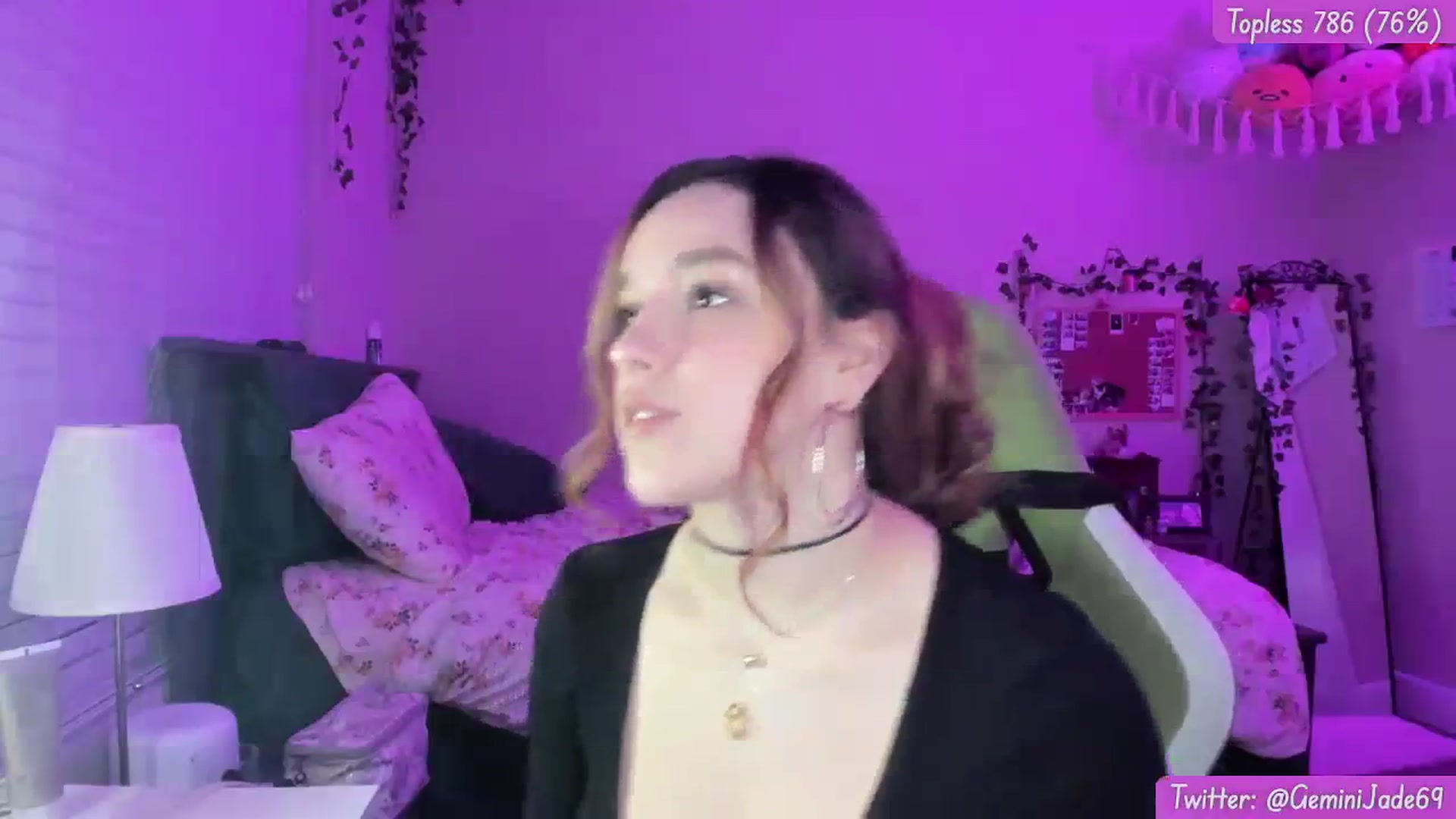 Gallery image thumbnail from GeminiJade69's myfreecams stream on, 12/28/2023, 07:41 image 19 of 20