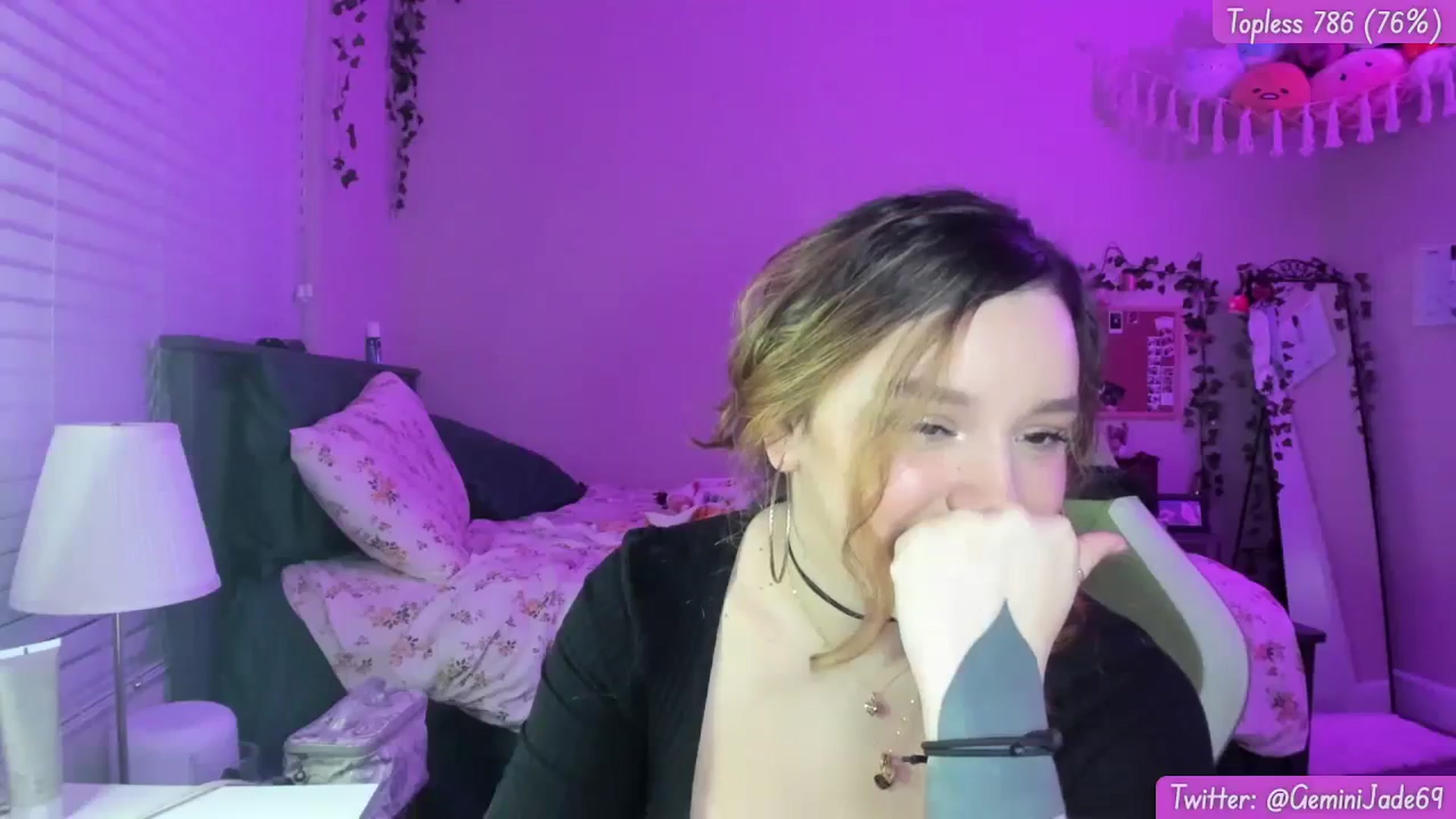 Gallery image thumbnail from GeminiJade69's myfreecams stream on, 12/28/2023, 07:41 image 10 of 20