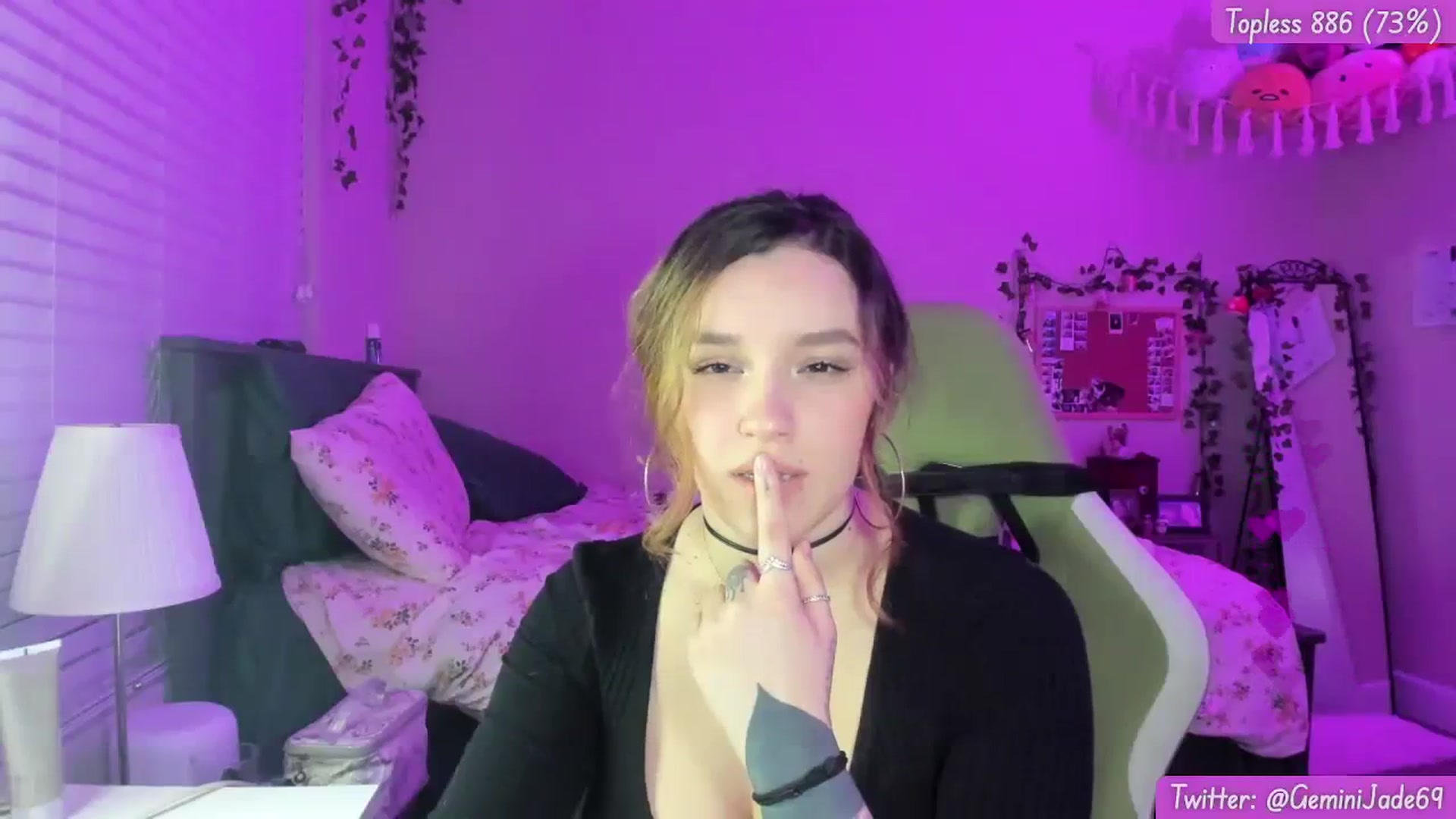 Gallery image thumbnail from GeminiJade69's myfreecams stream on, 12/28/2023, 07:41 image 5 of 20