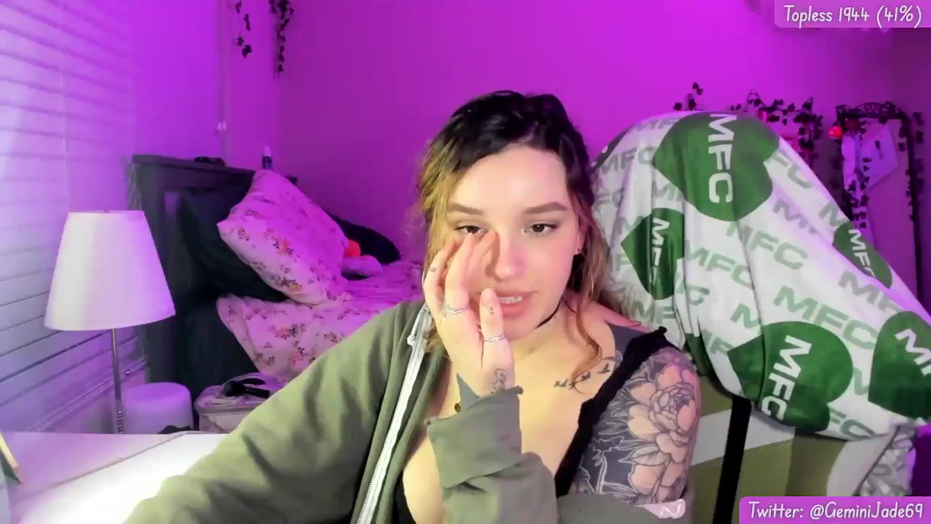 Gallery image thumbnail from GeminiJade69's myfreecams stream on, 12/29/2023, 10:49 image 20 of 20