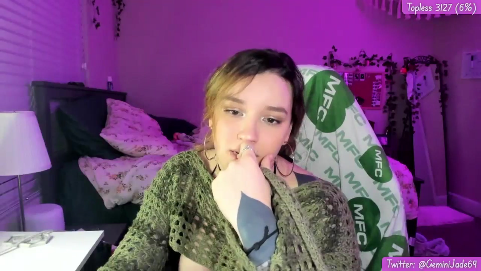 Gallery image thumbnail from GeminiJade69's myfreecams stream on, 12/31/2023, 09:13 image 13 of 20