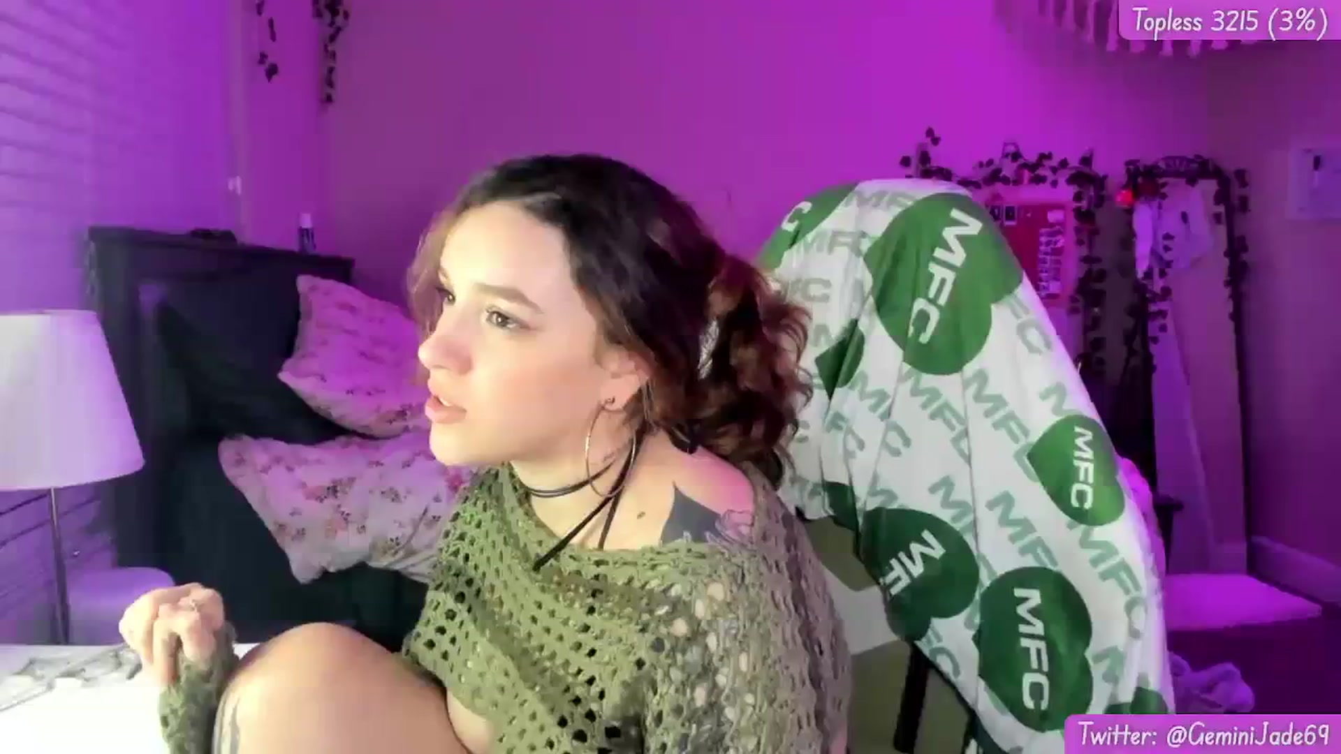 Gallery image thumbnail from GeminiJade69's myfreecams stream on, 12/31/2023, 09:13 image 10 of 20