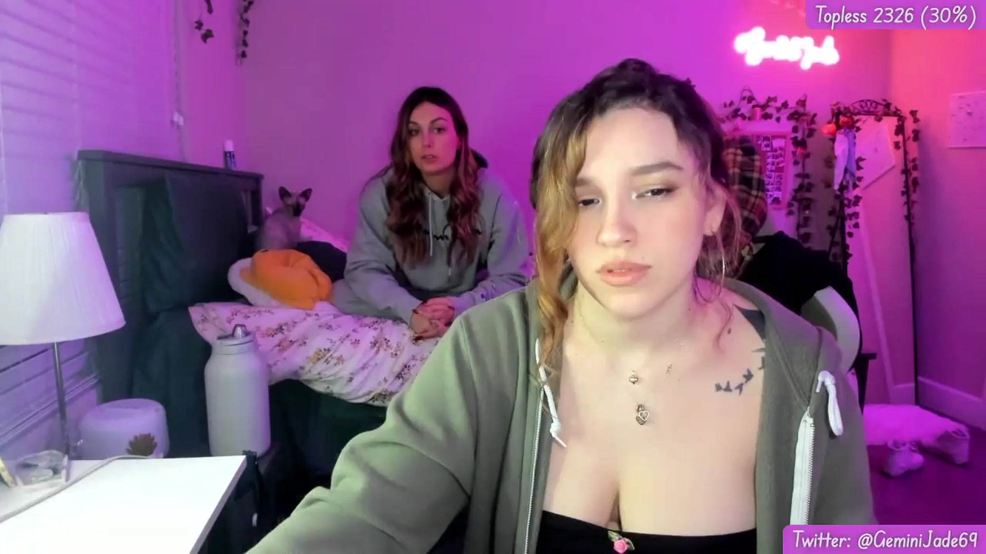 Gallery image thumbnail from GeminiJade69's myfreecams stream on, 01/10/2024, 09:39 image 14 of 20