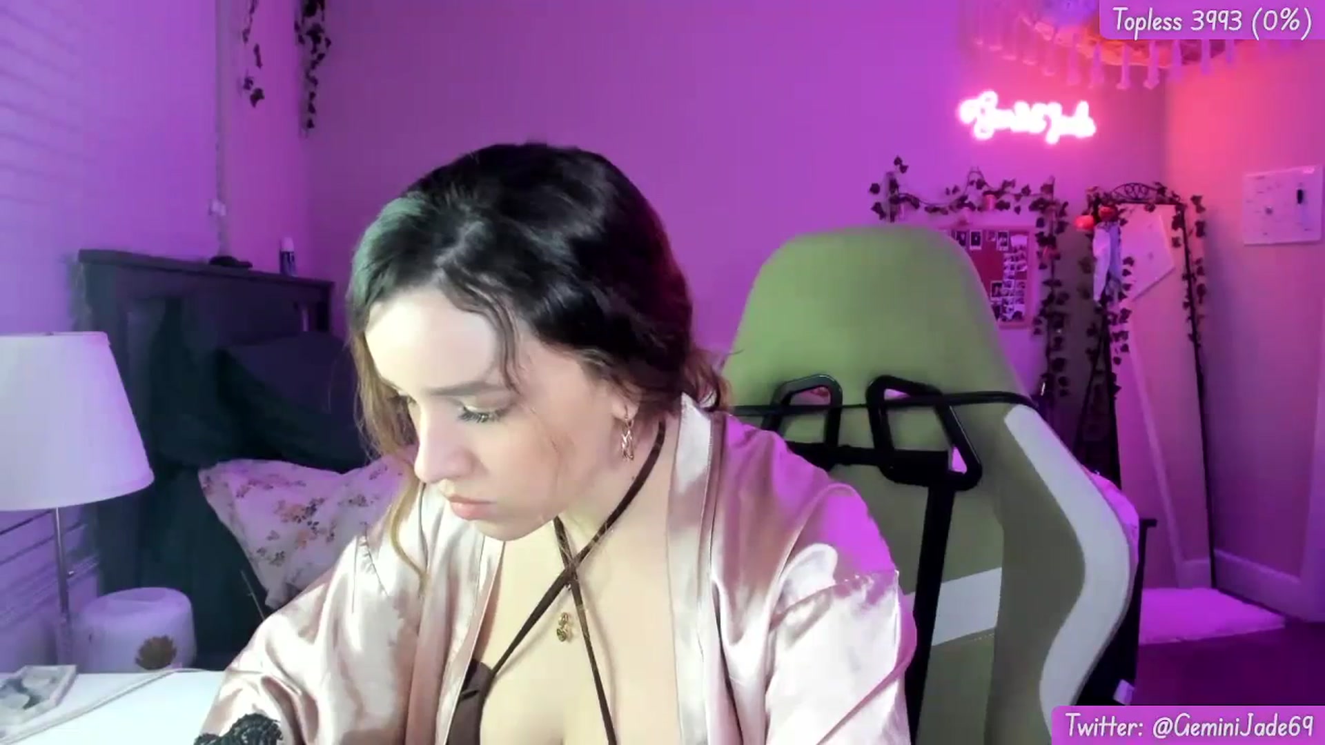 Gallery image thumbnail from GeminiJade69's myfreecams stream on, 01/13/2024, 09:37 image 9 of 20