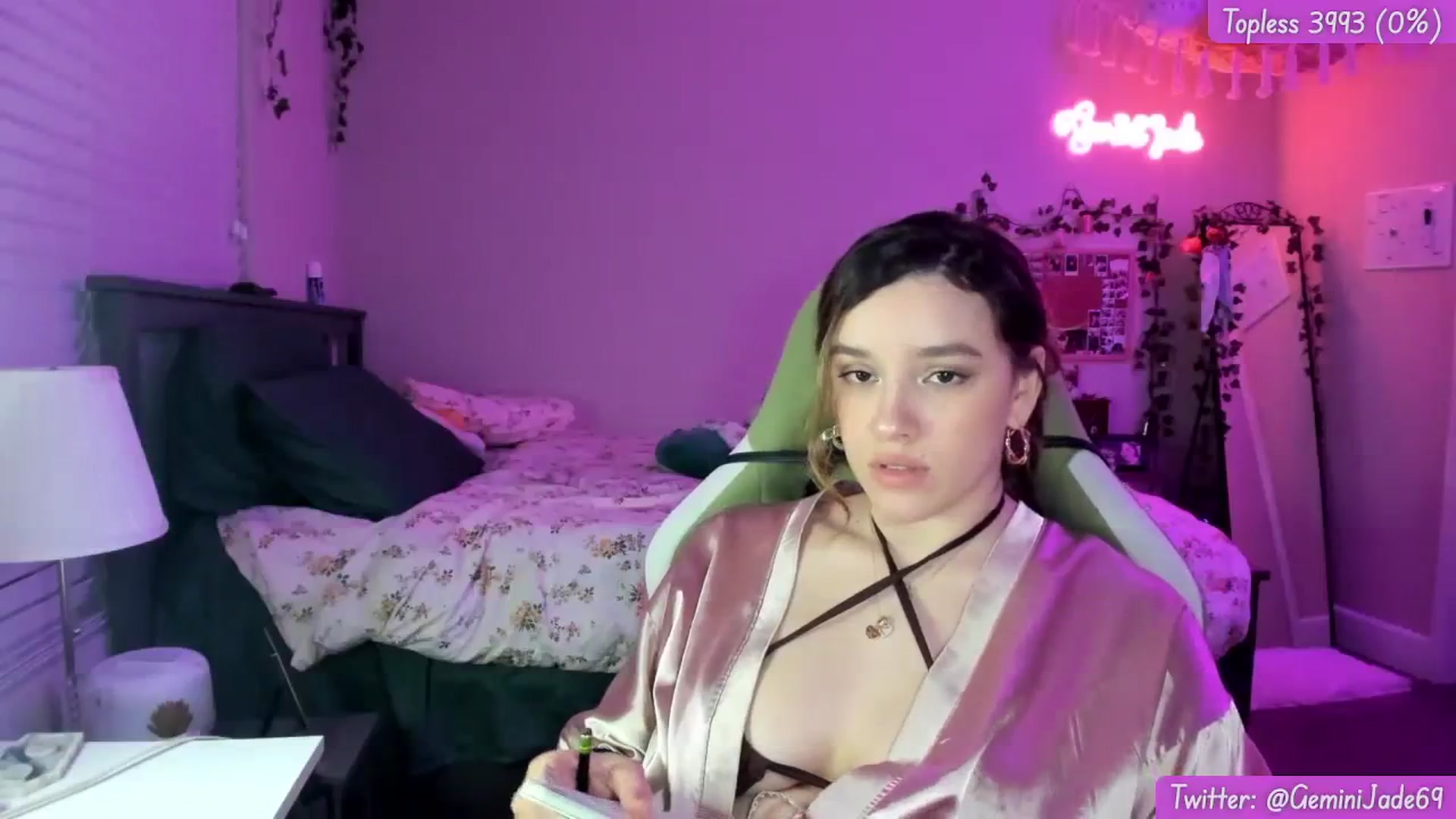 Gallery image thumbnail from GeminiJade69's myfreecams stream on, 01/13/2024, 09:37 image 14 of 20