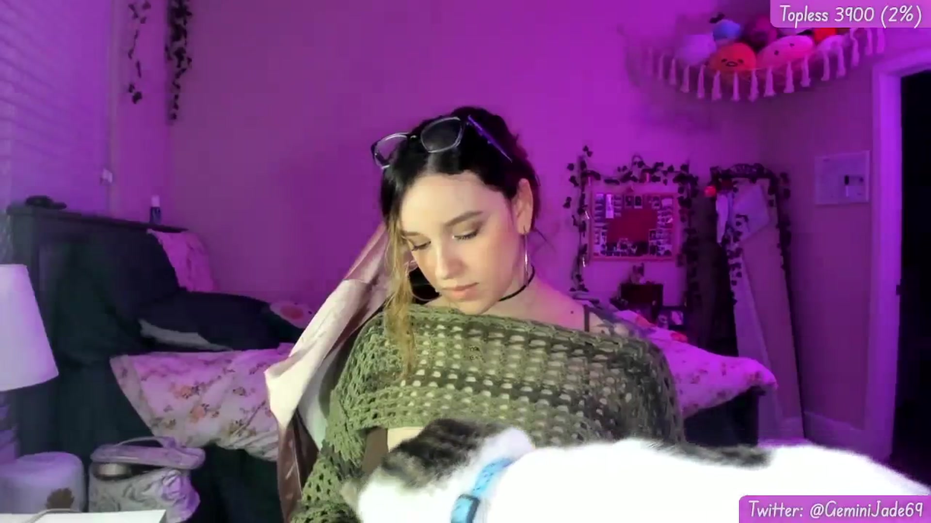 Gallery image thumbnail from GeminiJade69's myfreecams stream on, 01/19/2024, 07:50 image 9 of 20