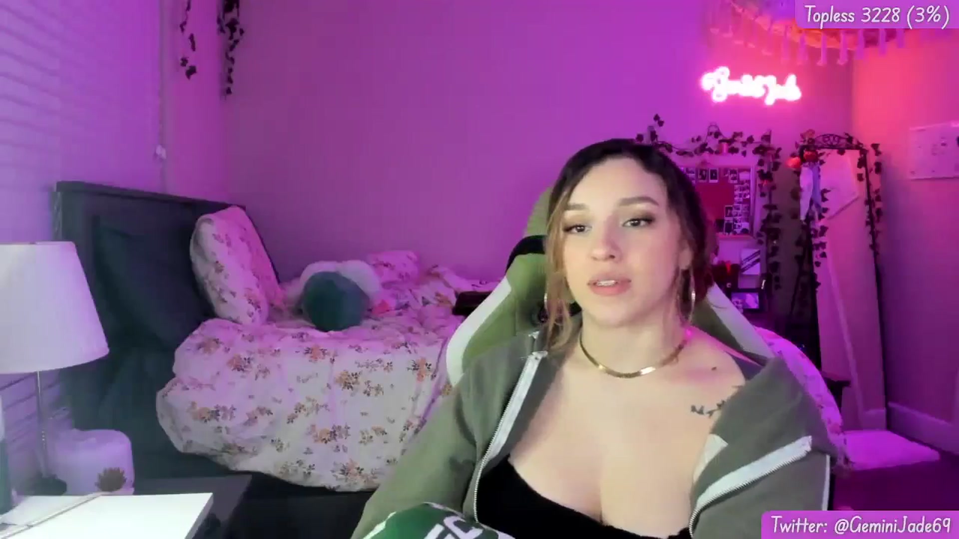 Gallery image thumbnail from GeminiJade69's myfreecams stream on, 02/09/2024, 07:30 image 20 of 20