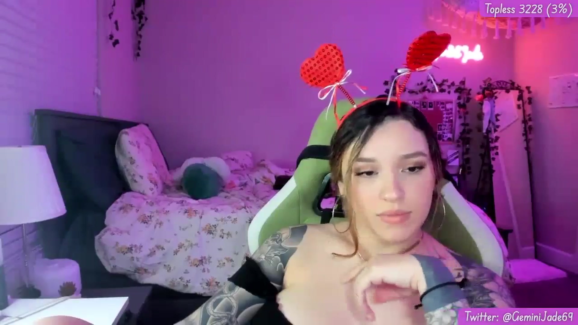 Gallery image thumbnail from GeminiJade69's myfreecams stream on, 02/09/2024, 07:30 image 4 of 20