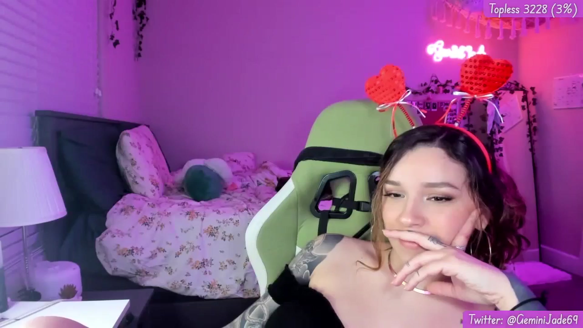 Gallery image thumbnail from GeminiJade69's myfreecams stream on, 02/09/2024, 07:30 image 10 of 20