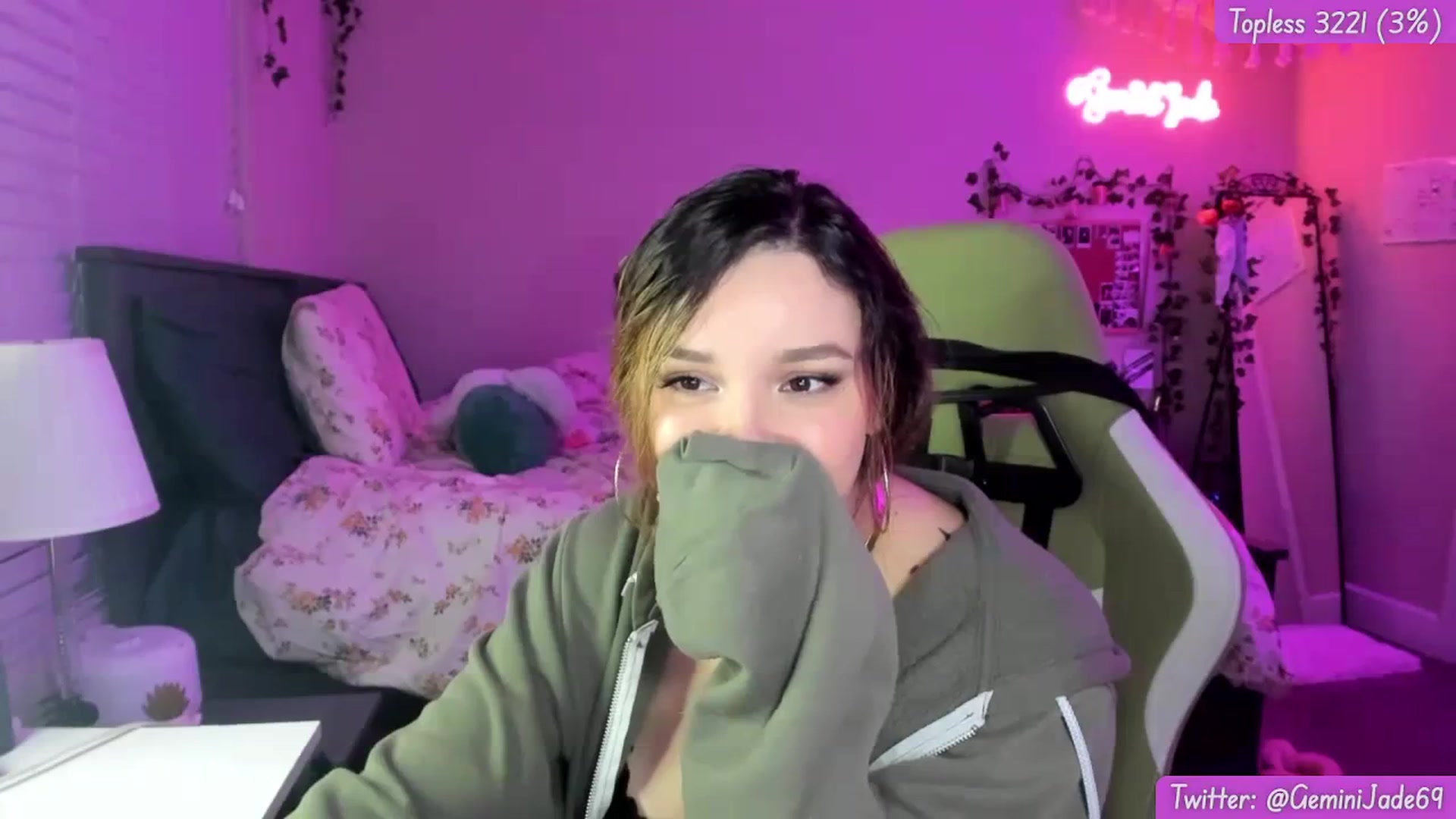 Gallery image thumbnail from GeminiJade69's myfreecams stream on, 02/09/2024, 08:11 image 13 of 20