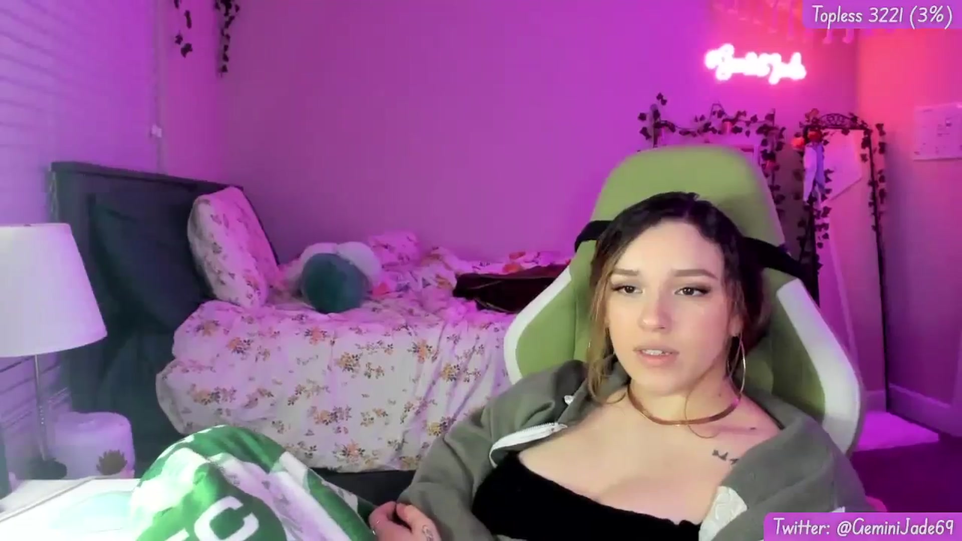 Gallery image thumbnail from GeminiJade69's myfreecams stream on, 02/09/2024, 08:11 image 3 of 20