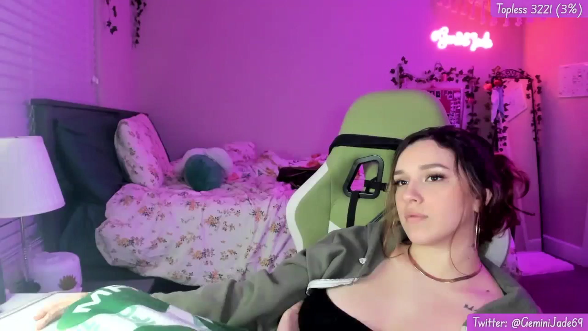 Gallery image thumbnail from GeminiJade69's myfreecams stream on, 02/09/2024, 08:11 image 4 of 20