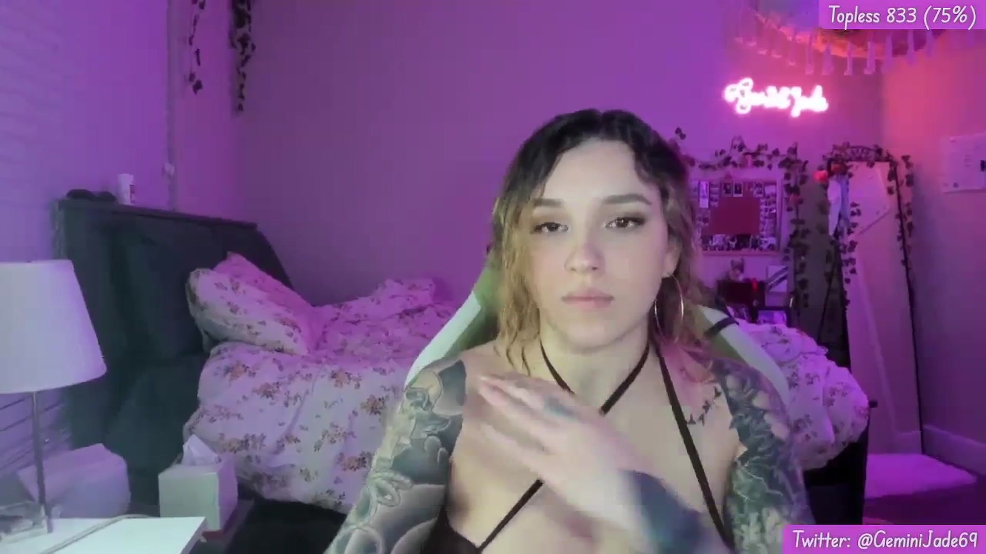 Gallery image thumbnail from GeminiJade69's myfreecams stream on, 02/23/2024, 09:40 image 16 of 20