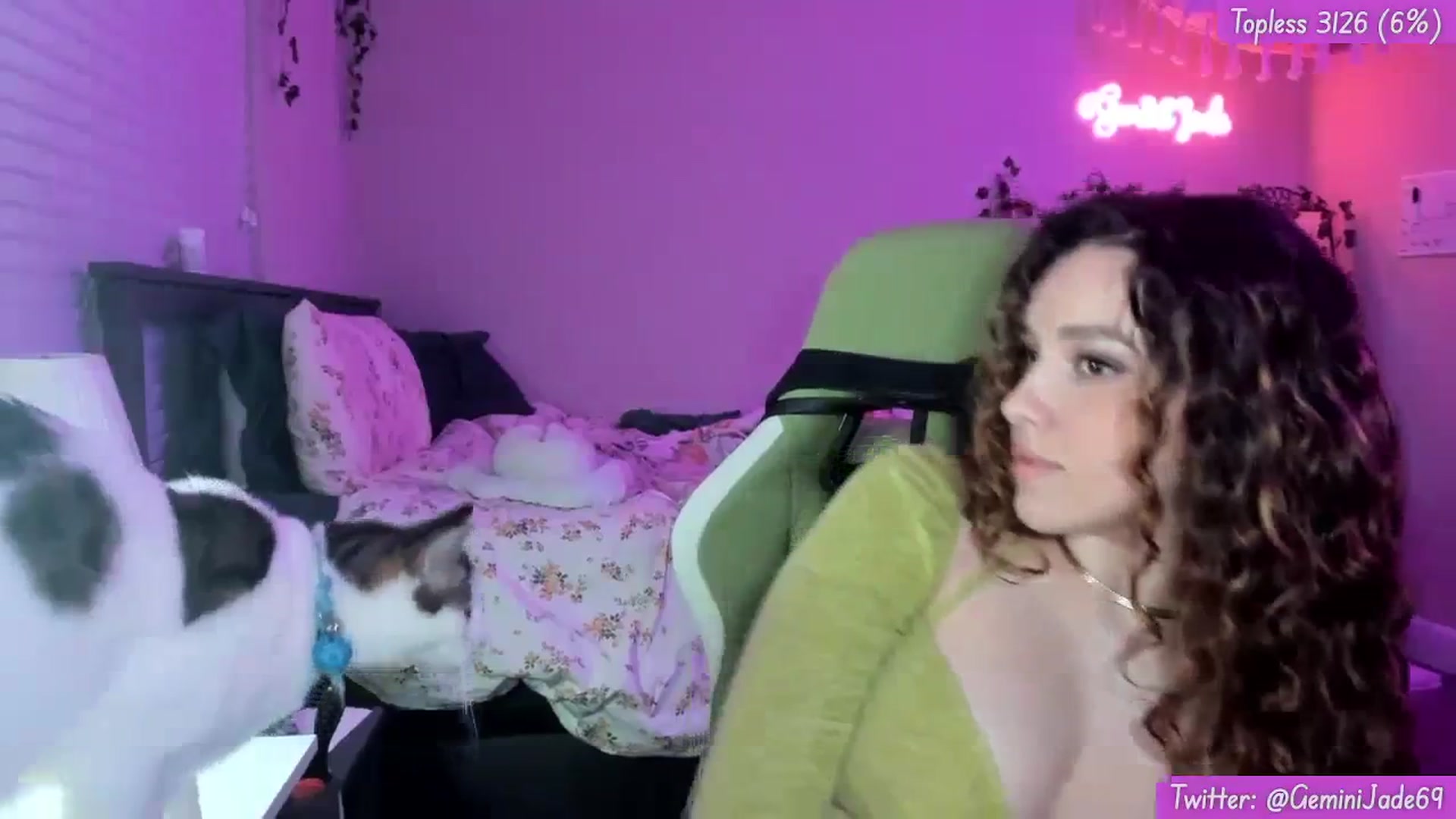 Gallery image thumbnail from GeminiJade69's myfreecams stream on, 03/09/2024, 08:18 image 15 of 20