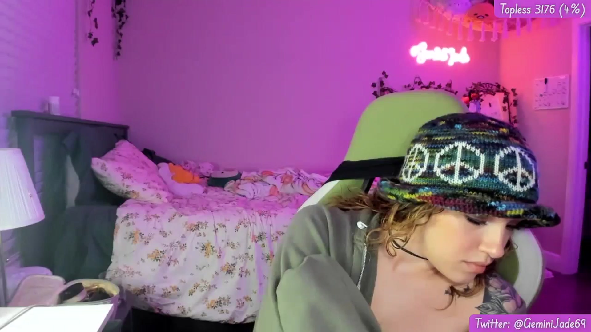 Gallery image thumbnail from GeminiJade69's myfreecams stream on, 03/11/2024, 06:56 image 19 of 20