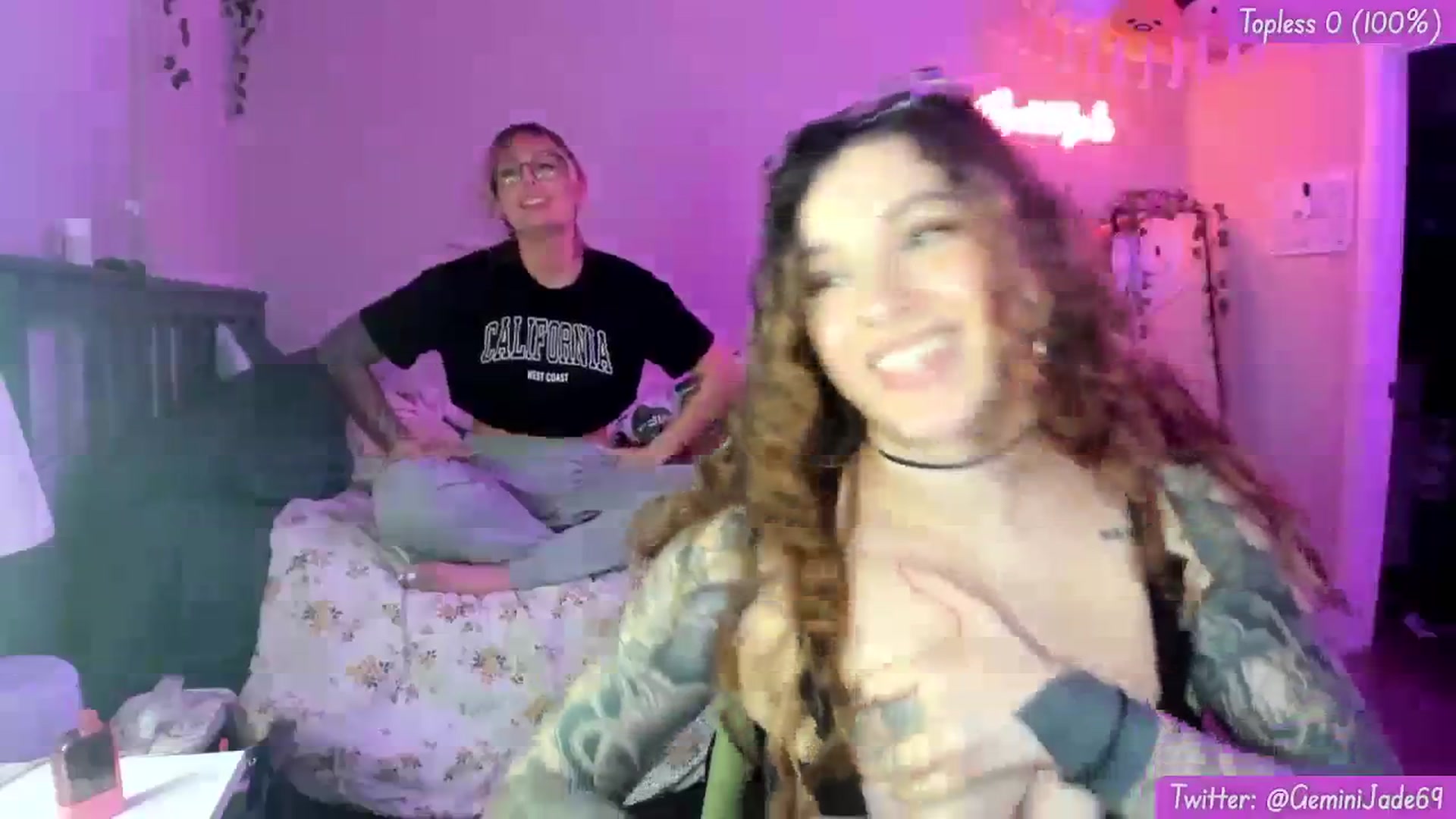 Gallery image thumbnail from GeminiJade69's myfreecams stream on, 03/13/2024, 08:35 image 9 of 20