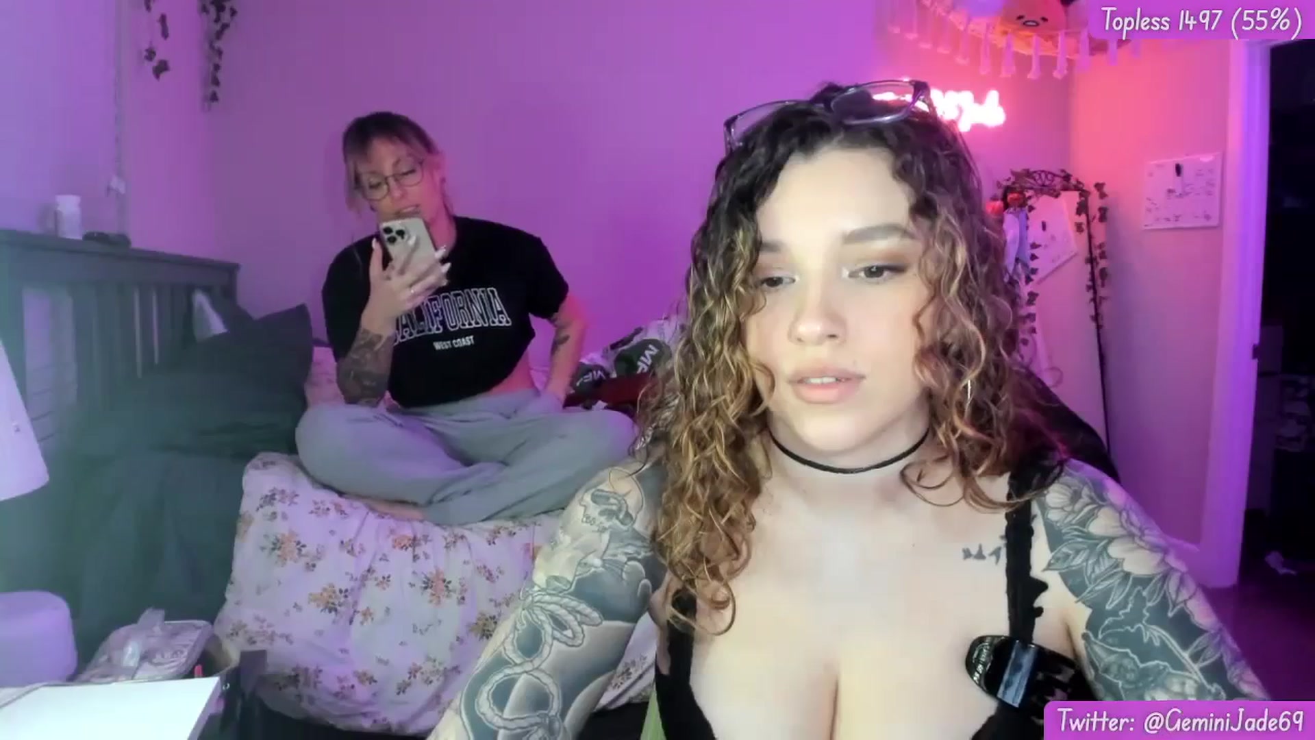 Gallery image thumbnail from GeminiJade69's myfreecams stream on, 03/13/2024, 08:35 image 3 of 20