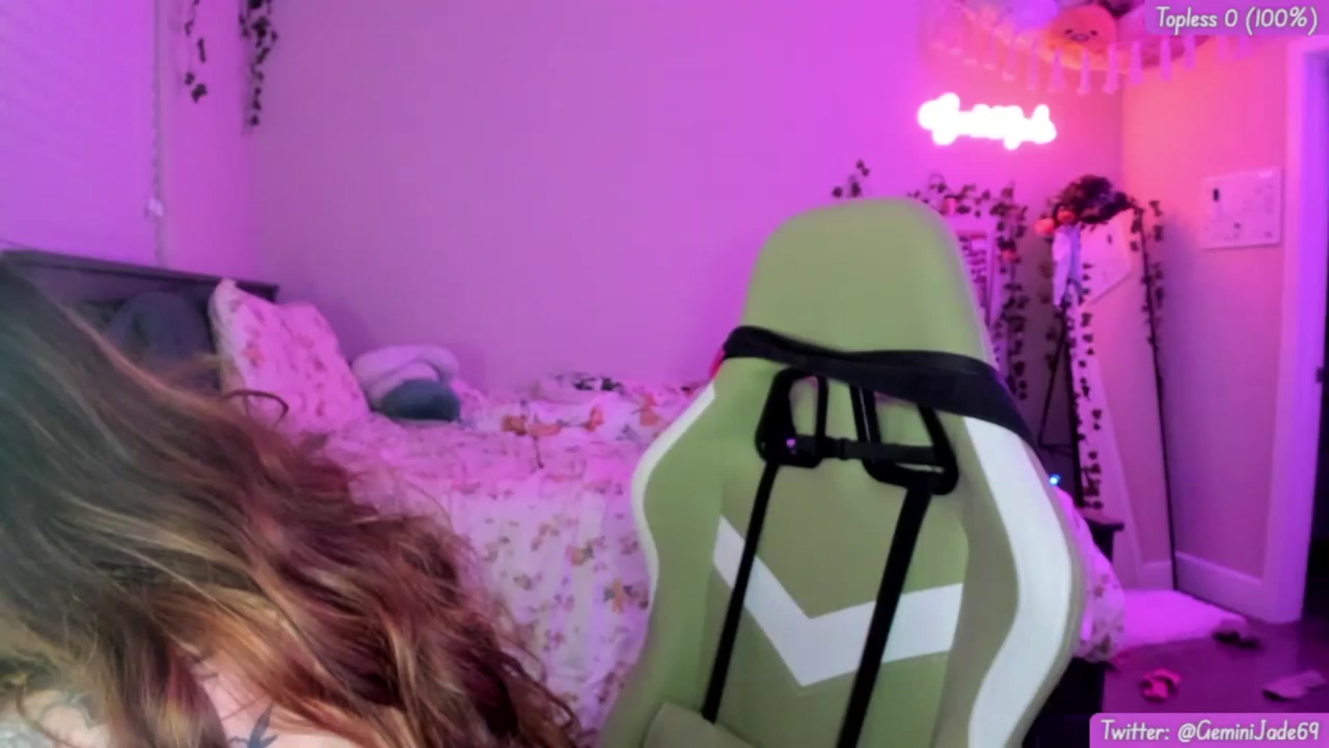 Gallery image thumbnail from GeminiJade69's myfreecams stream on, 03/21/2024, 09:07 image 11 of 20