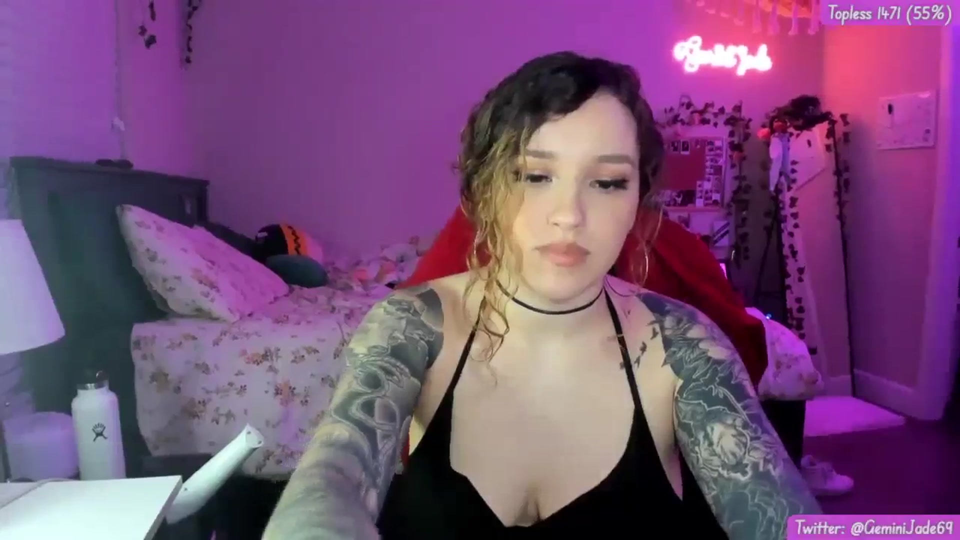 Gallery image thumbnail from GeminiJade69's myfreecams stream on, 03/30/2024, 08:30 image 11 of 20