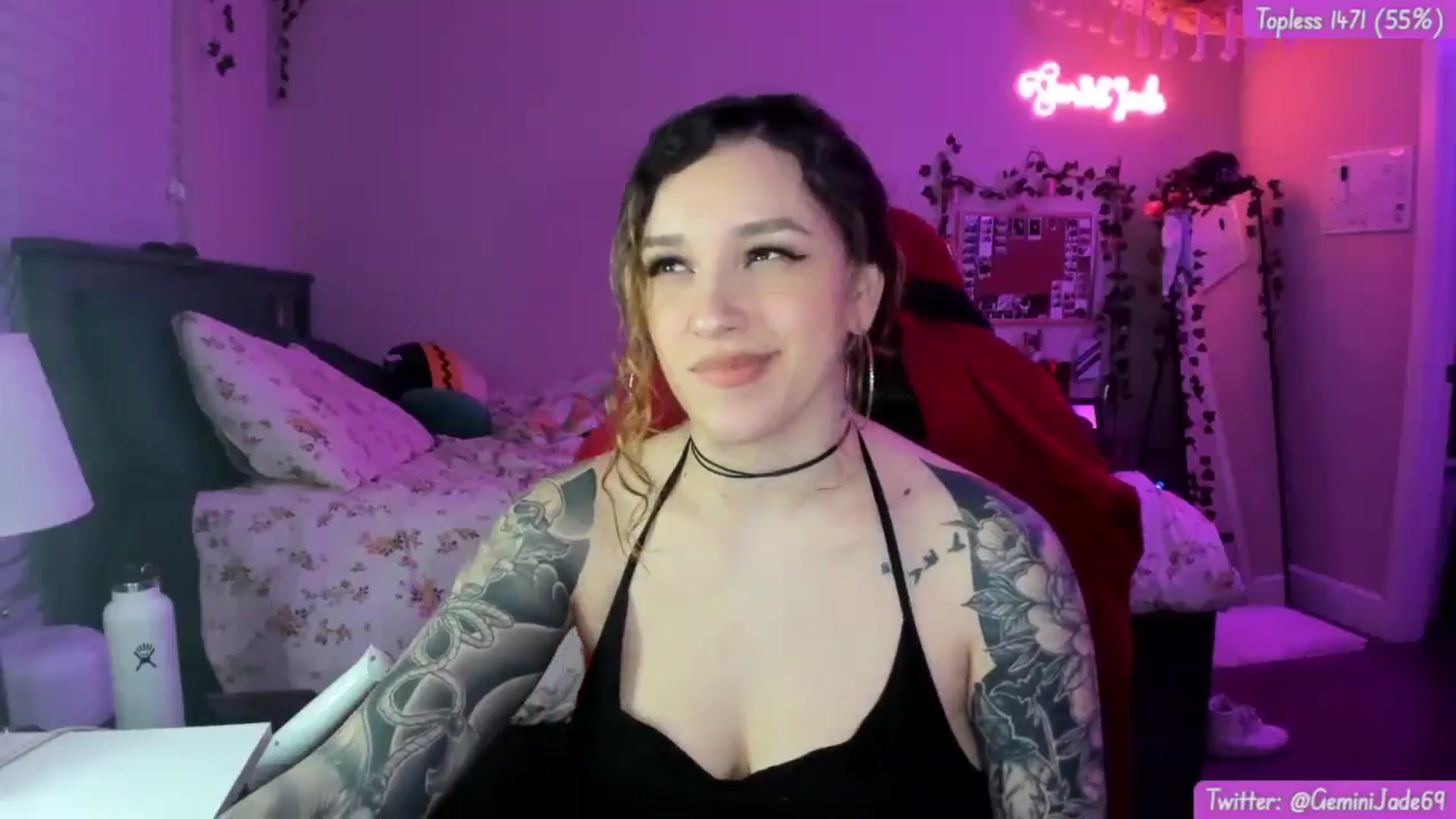 Gallery image thumbnail from GeminiJade69's myfreecams stream on, 03/30/2024, 08:30 image 7 of 20