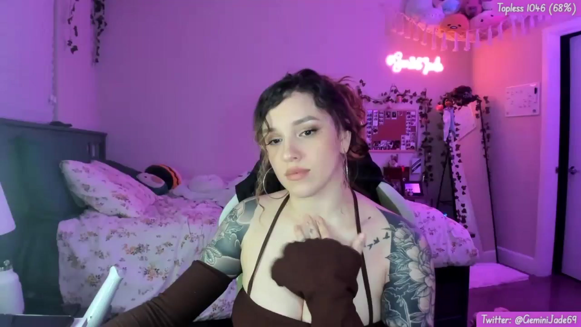 Gallery image thumbnail from GeminiJade69's myfreecams stream on, 04/01/2024, 07:41 image 20 of 20