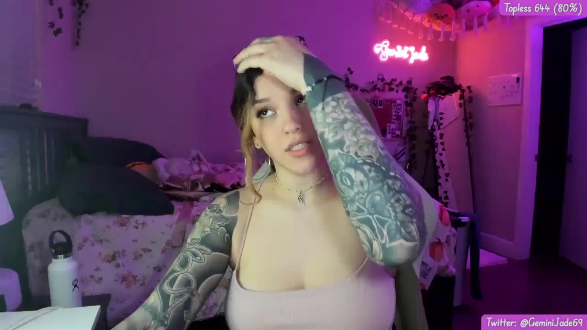 Gallery image thumbnail from GeminiJade69's myfreecams stream on, 04/08/2024, 08:09 image 11 of 20