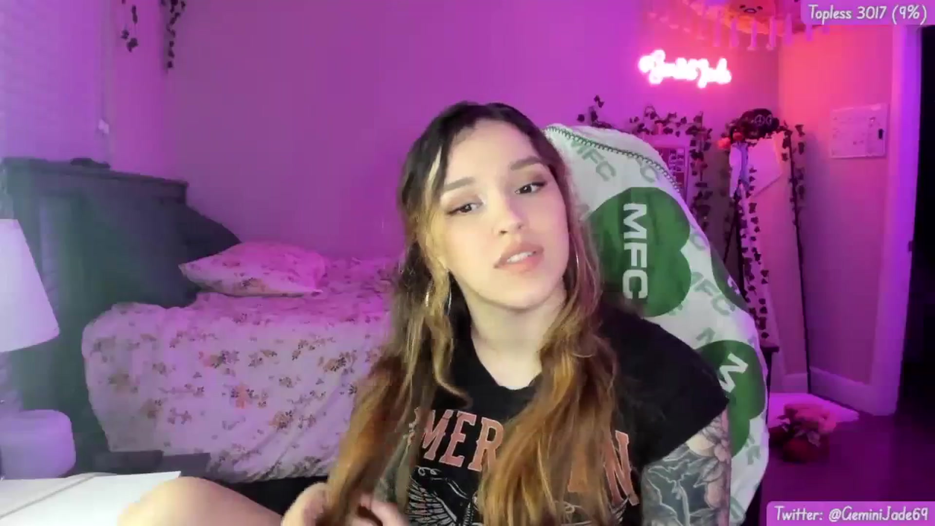 Gallery image thumbnail from GeminiJade69's myfreecams stream on, 04/12/2024, 06:41 image 16 of 20
