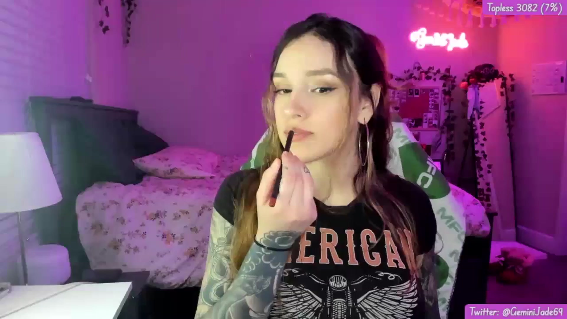 Gallery image thumbnail from GeminiJade69's myfreecams stream on, 04/12/2024, 06:41 image 2 of 20