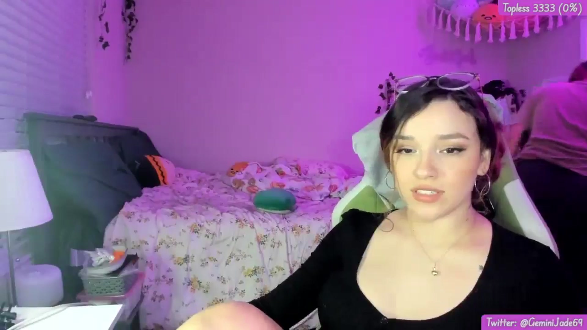 Gallery image thumbnail from GeminiJade69's myfreecams stream on, 05/08/2024, 05:38 image 7 of 20