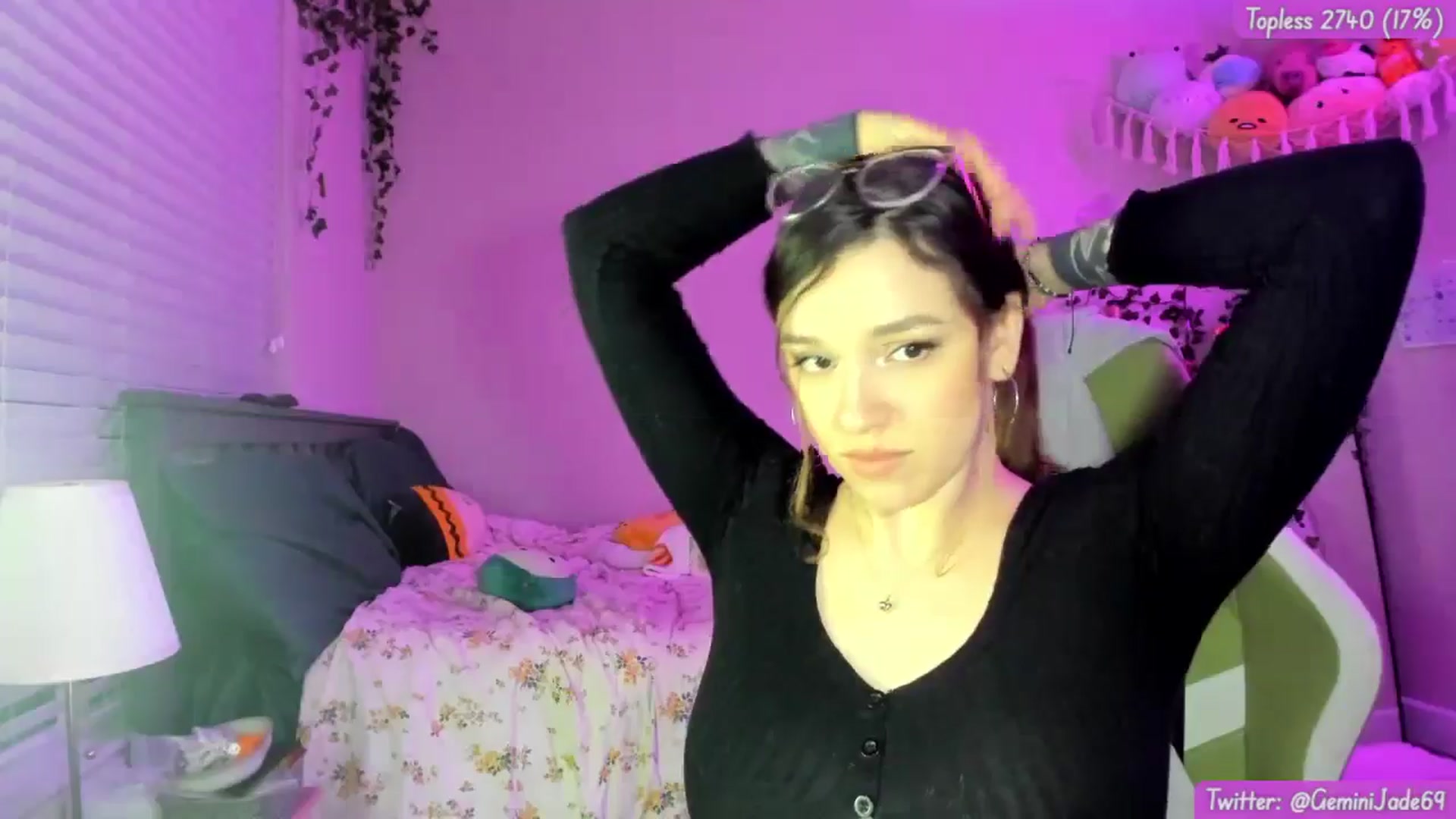 Gallery image thumbnail from GeminiJade69's myfreecams stream on, 05/08/2024, 06:19 image 16 of 20