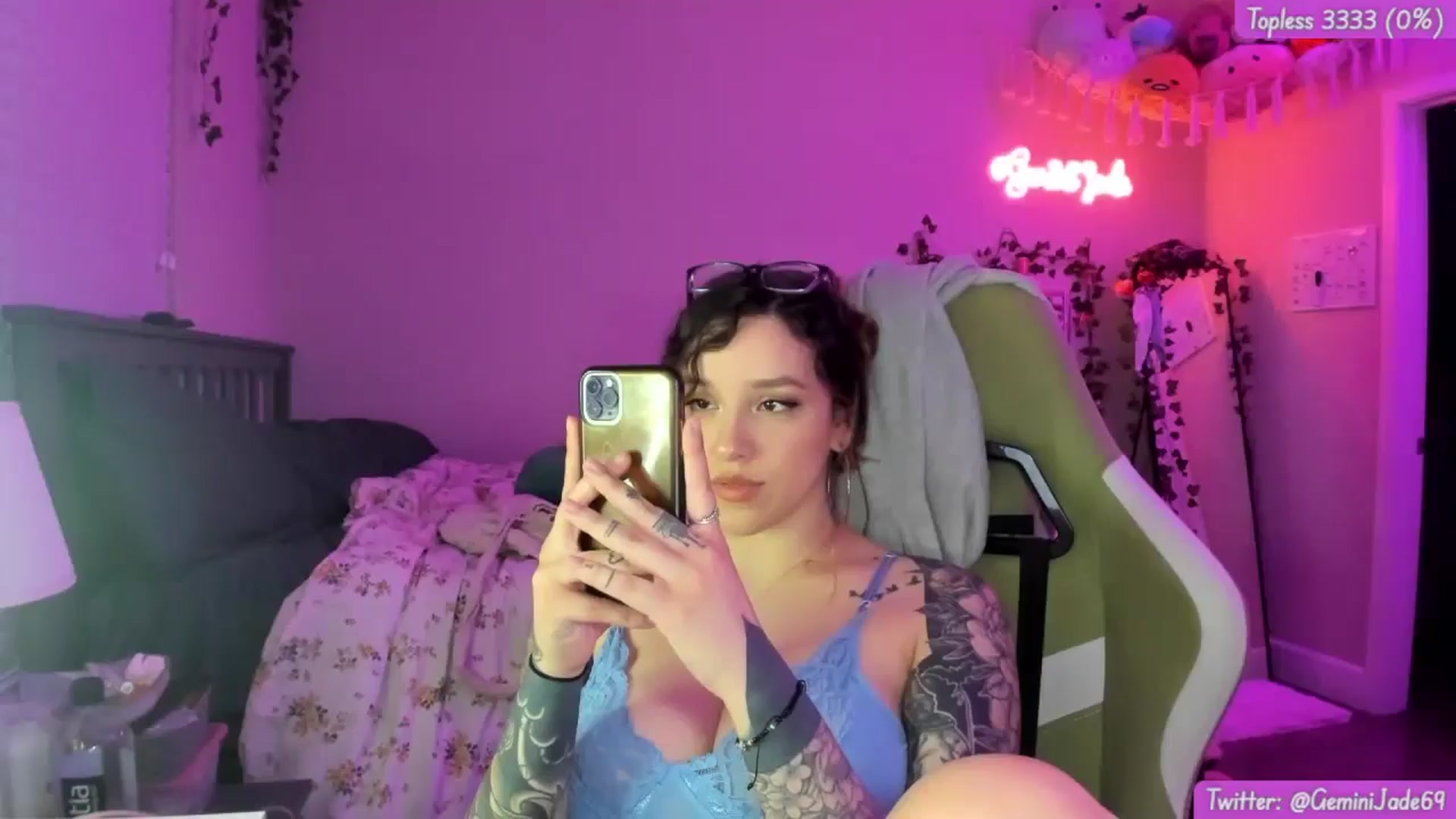 Gallery image thumbnail from GeminiJade69's myfreecams stream on, 05/09/2024, 06:33 image 1 of 20