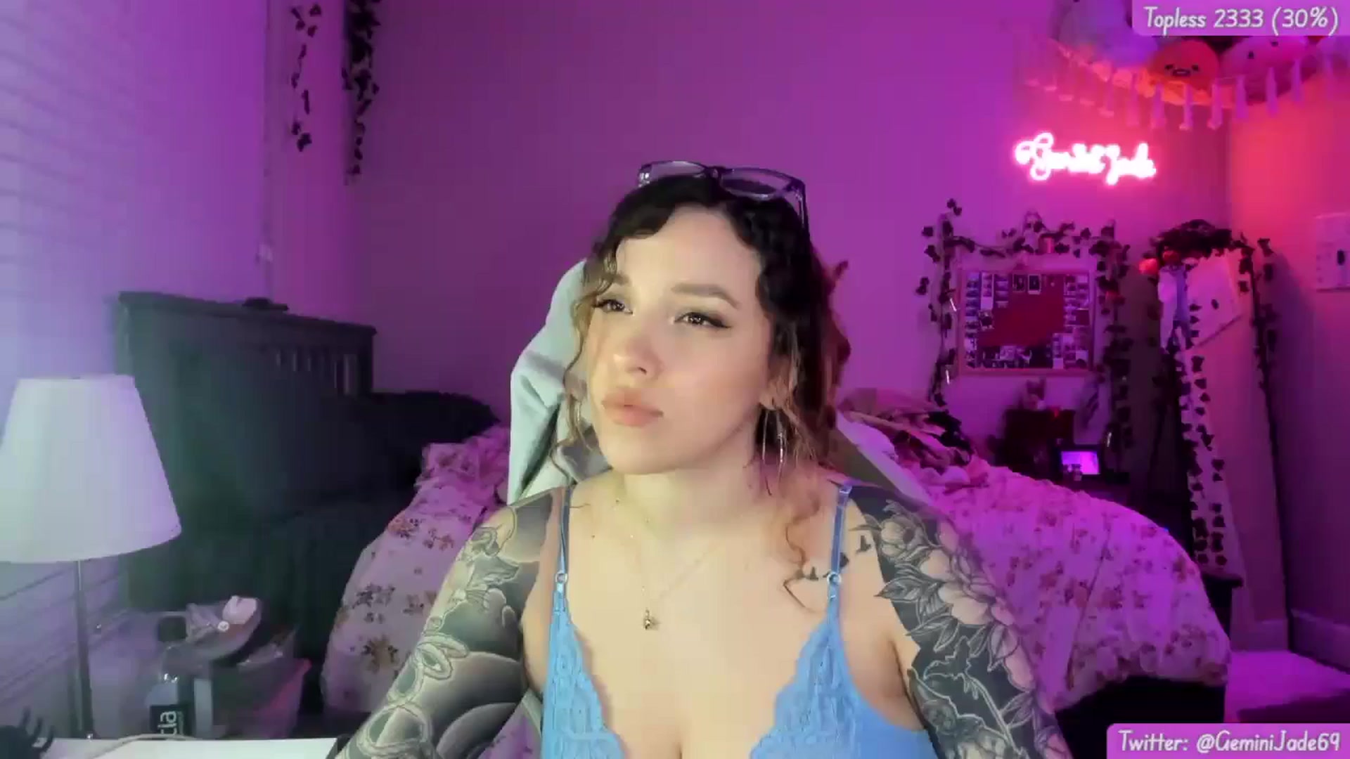 Gallery image thumbnail from GeminiJade69's myfreecams stream on, 05/09/2024, 06:33 image 16 of 20