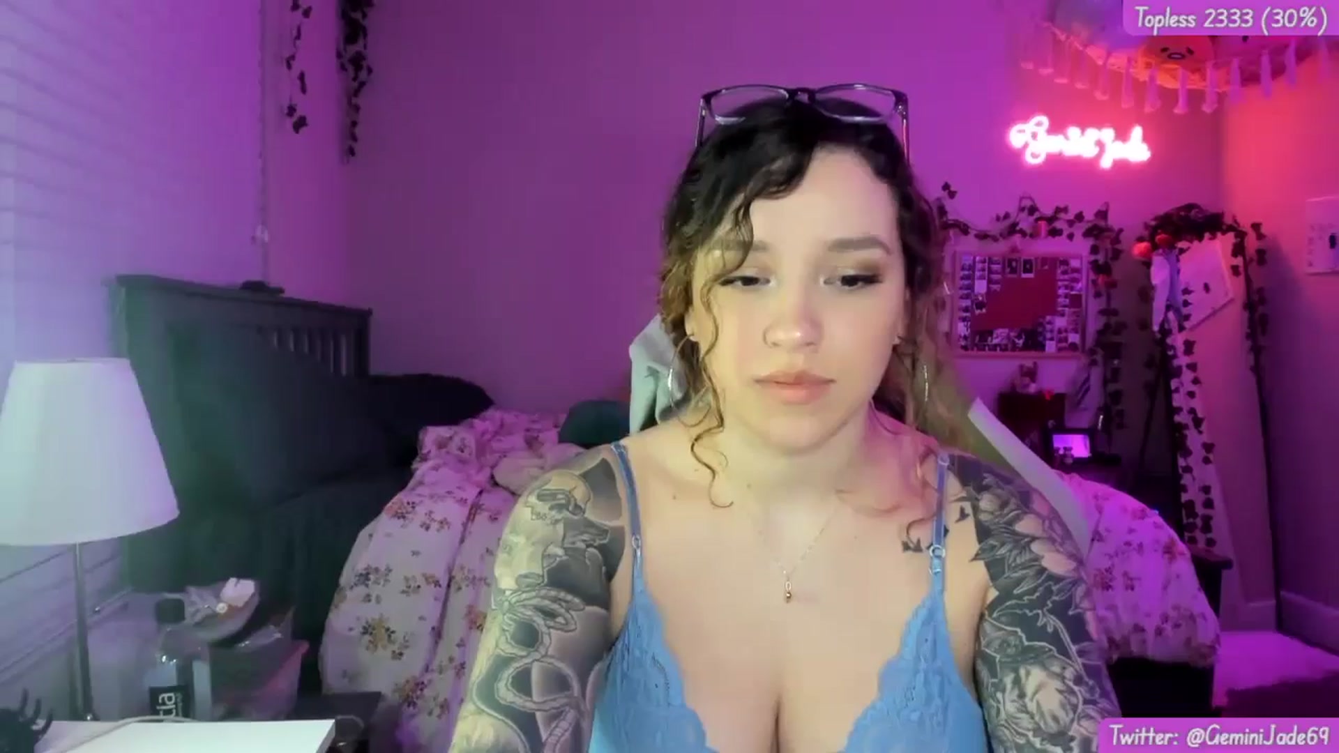 Gallery image thumbnail from GeminiJade69's myfreecams stream on, 05/09/2024, 06:33 image 18 of 20