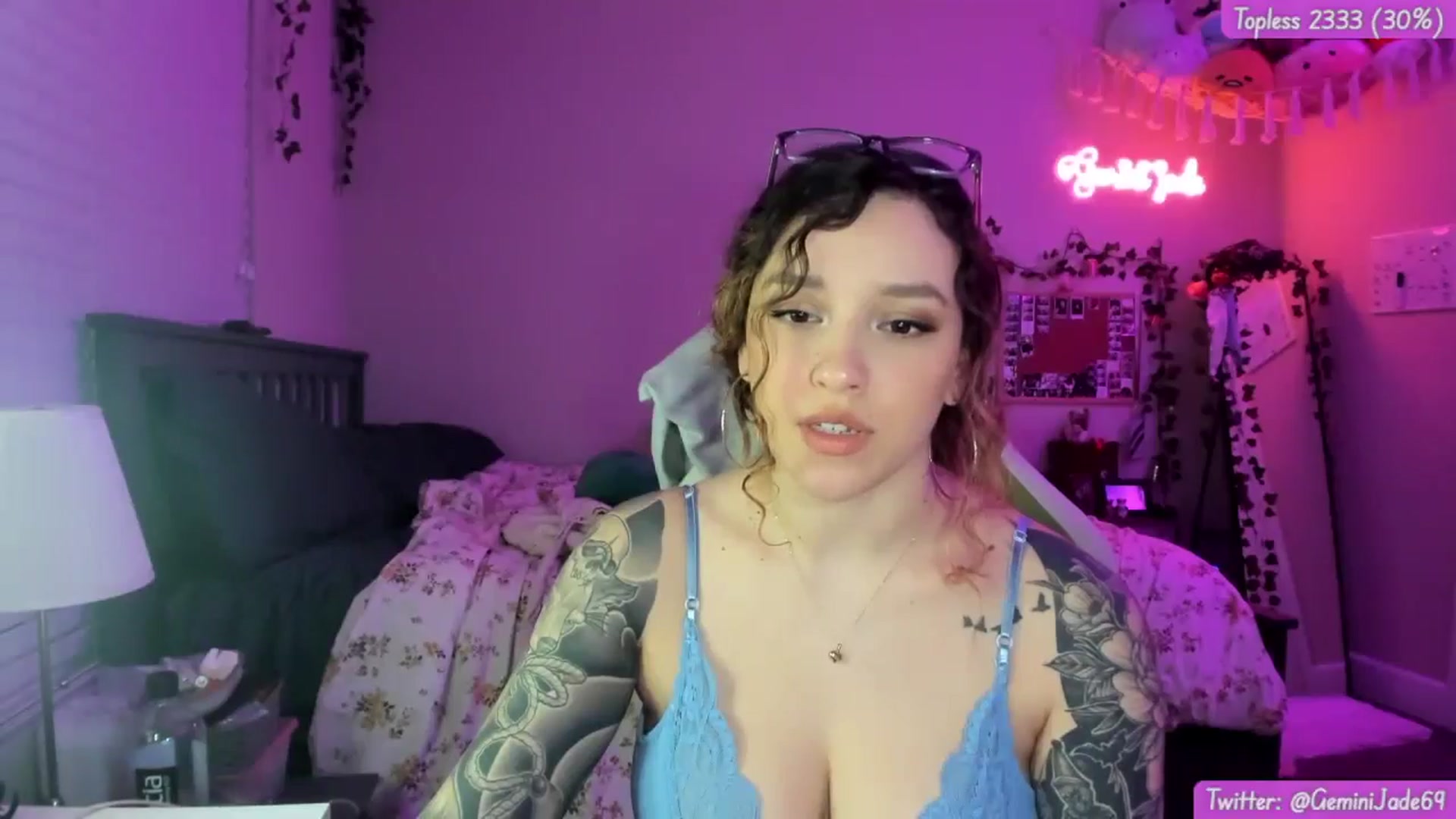 Gallery image thumbnail from GeminiJade69's myfreecams stream on, 05/09/2024, 06:33 image 11 of 20
