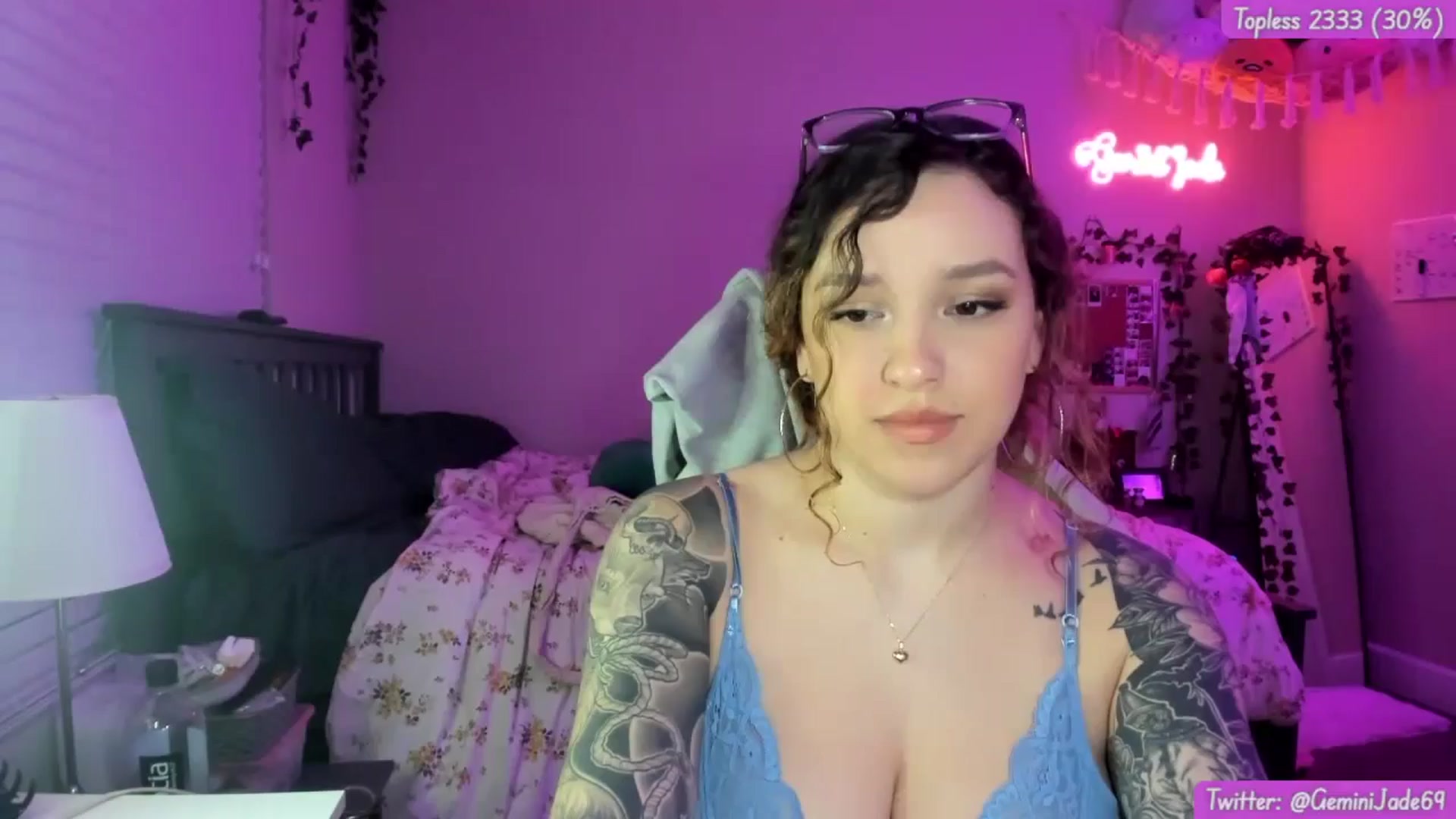 Gallery image thumbnail from GeminiJade69's myfreecams stream on, 05/09/2024, 06:33 image 13 of 20